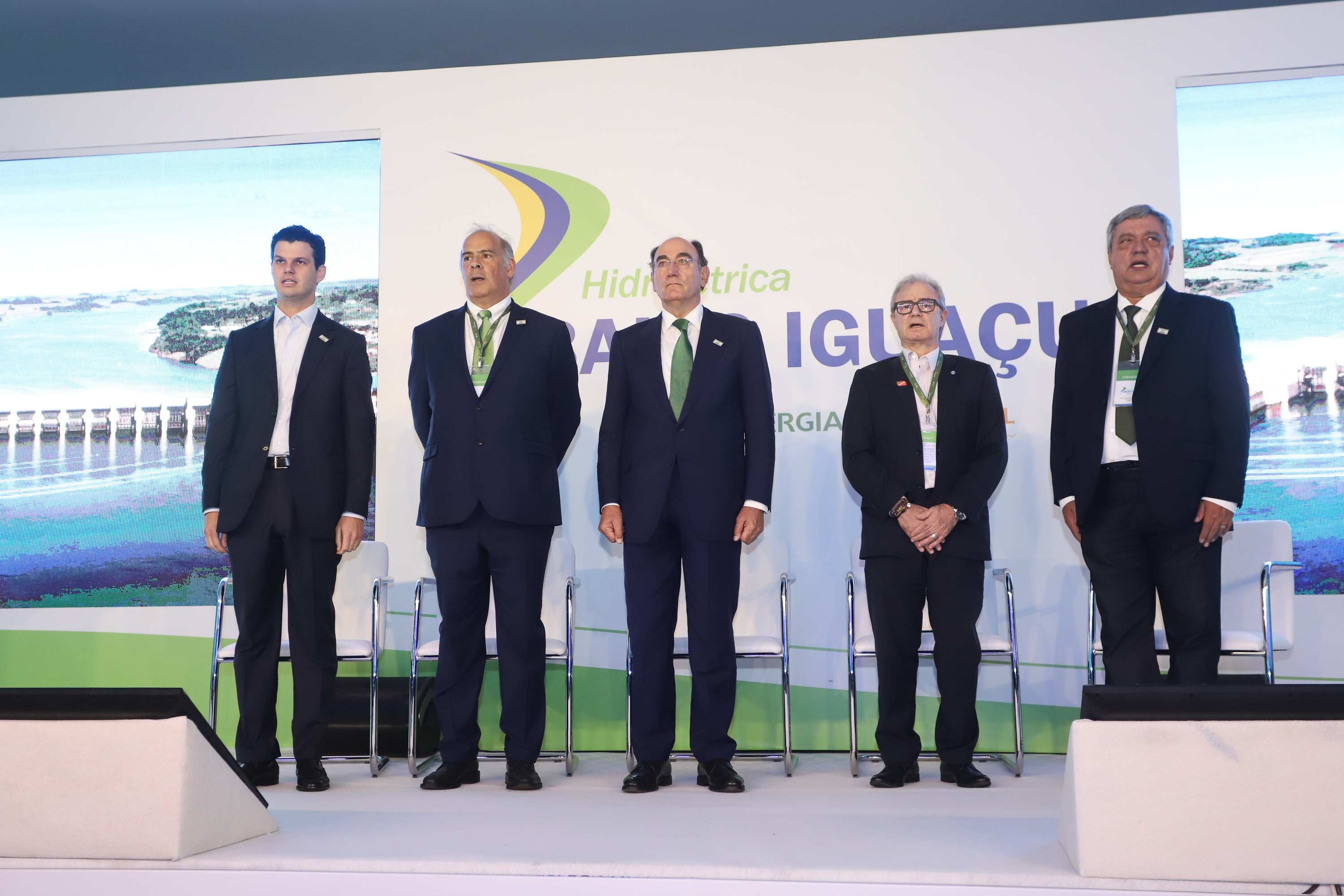 A Usina Hidrelétrica Baixo Iguaçu, último aproveitamento energético do Rio Iguaçu, foi inaugurada nesta quinta-feira (23) em Capanema, no Sudoeste do Estado. O empreendimento foi construído por um consórcio formado pela Copel e a Neonergia e recebeu investimento de R$ 2,3 bilhões. Foto: Rodrigo Felix Leal/ANPr