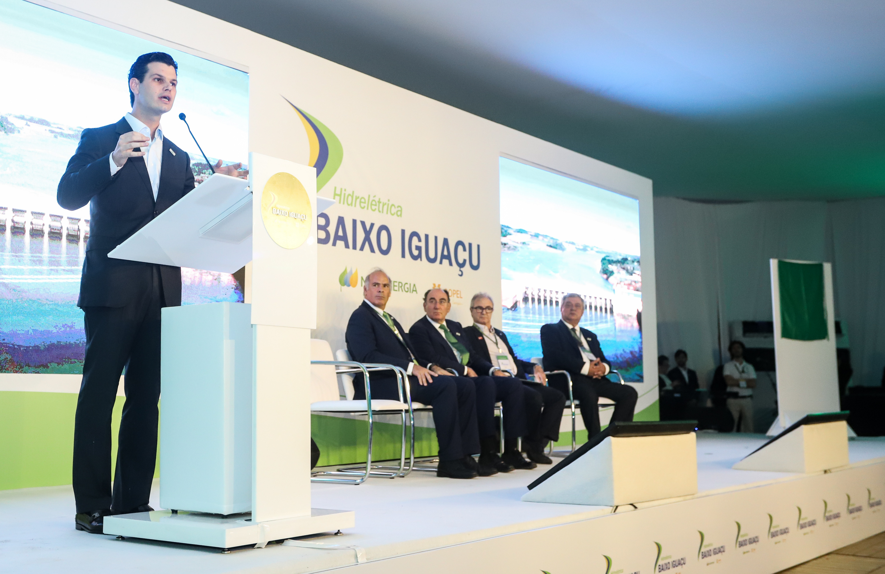 A Usina Hidrelétrica Baixo Iguaçu, último aproveitamento energético do Rio Iguaçu, foi inaugurada nesta quinta-feira (23) em Capanema, no Sudoeste do Estado. O empreendimento foi construído por um consórcio formado pela Copel e a Neonergia e recebeu investimento de R$ 2,3 bilhões. Foto: Rodrigo Felix Leal/ANPr