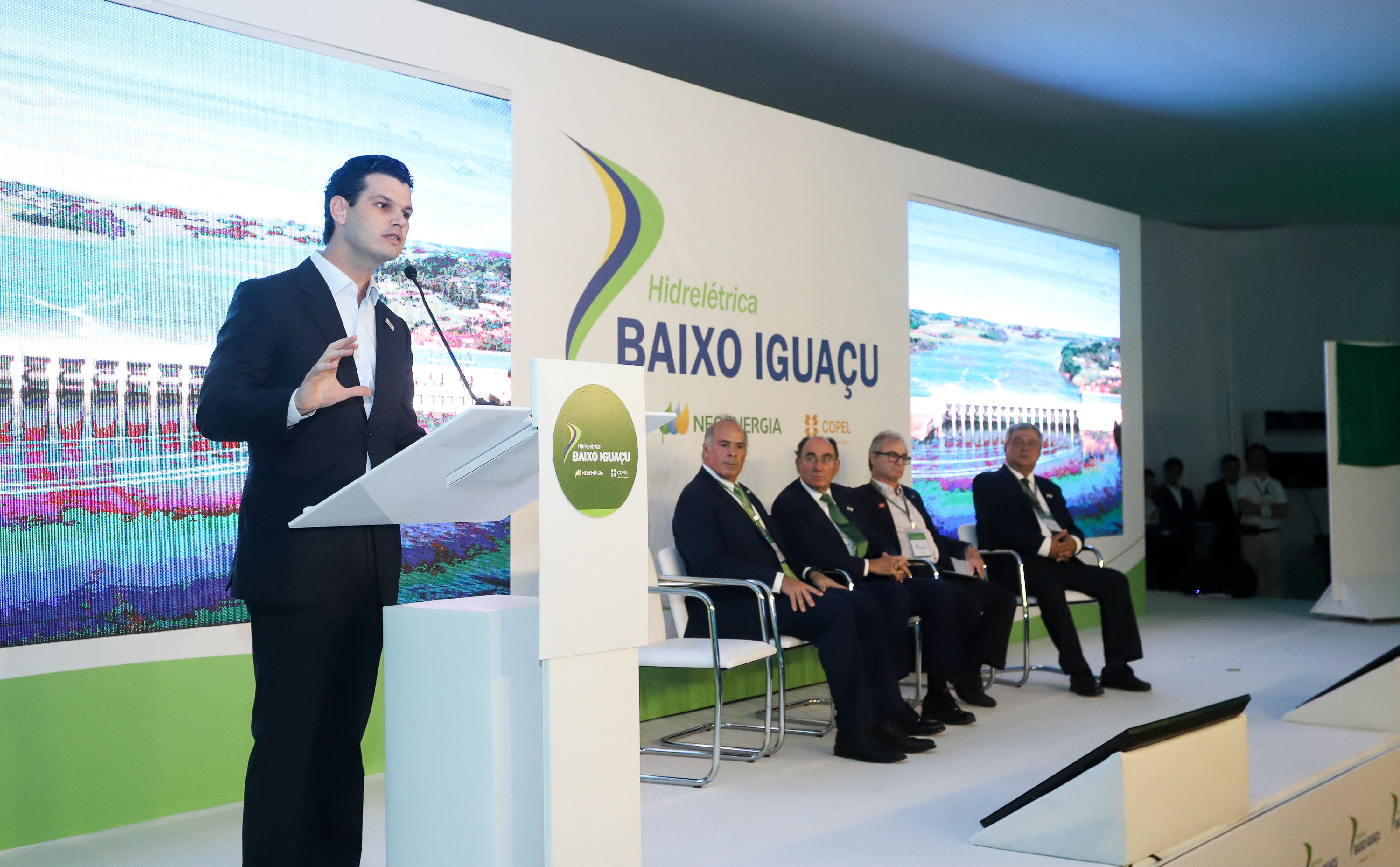 A Usina Hidrelétrica Baixo Iguaçu, último aproveitamento energético do Rio Iguaçu, foi inaugurada nesta quinta-feira (23) em Capanema, no Sudoeste do Estado. O empreendimento foi construído por um consórcio formado pela Copel e a Neonergia e recebeu investimento de R$ 2,3 bilhões. Foto: Rodrigo Felix Leal/ANPr