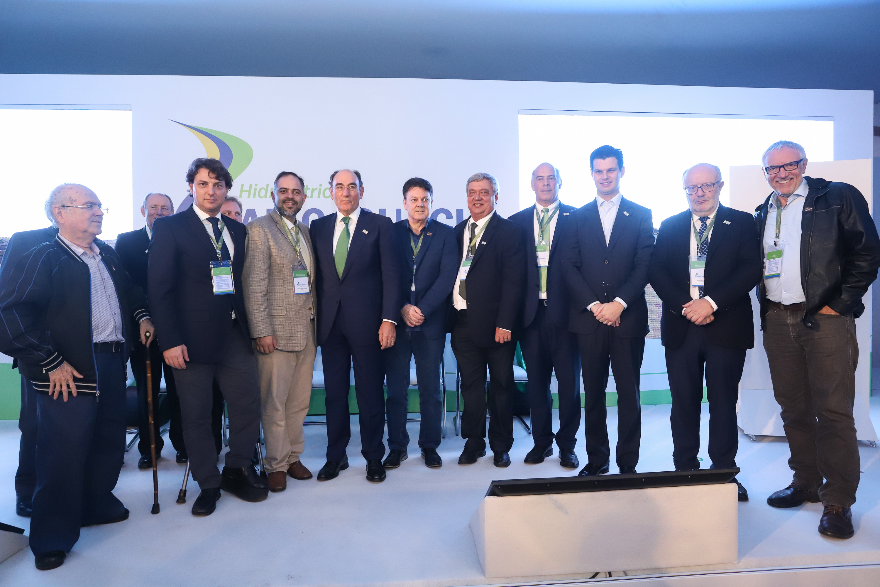 A Usina Hidrelétrica Baixo Iguaçu, último aproveitamento energético do Rio Iguaçu, foi inaugurada nesta quinta-feira (23) em Capanema, no Sudoeste do Estado. O empreendimento foi construído por um consórcio formado pela Copel e a Neonergia e recebeu investimento de R$ 2,3 bilhões. Foto: Rodrigo Felix Leal/ANPr