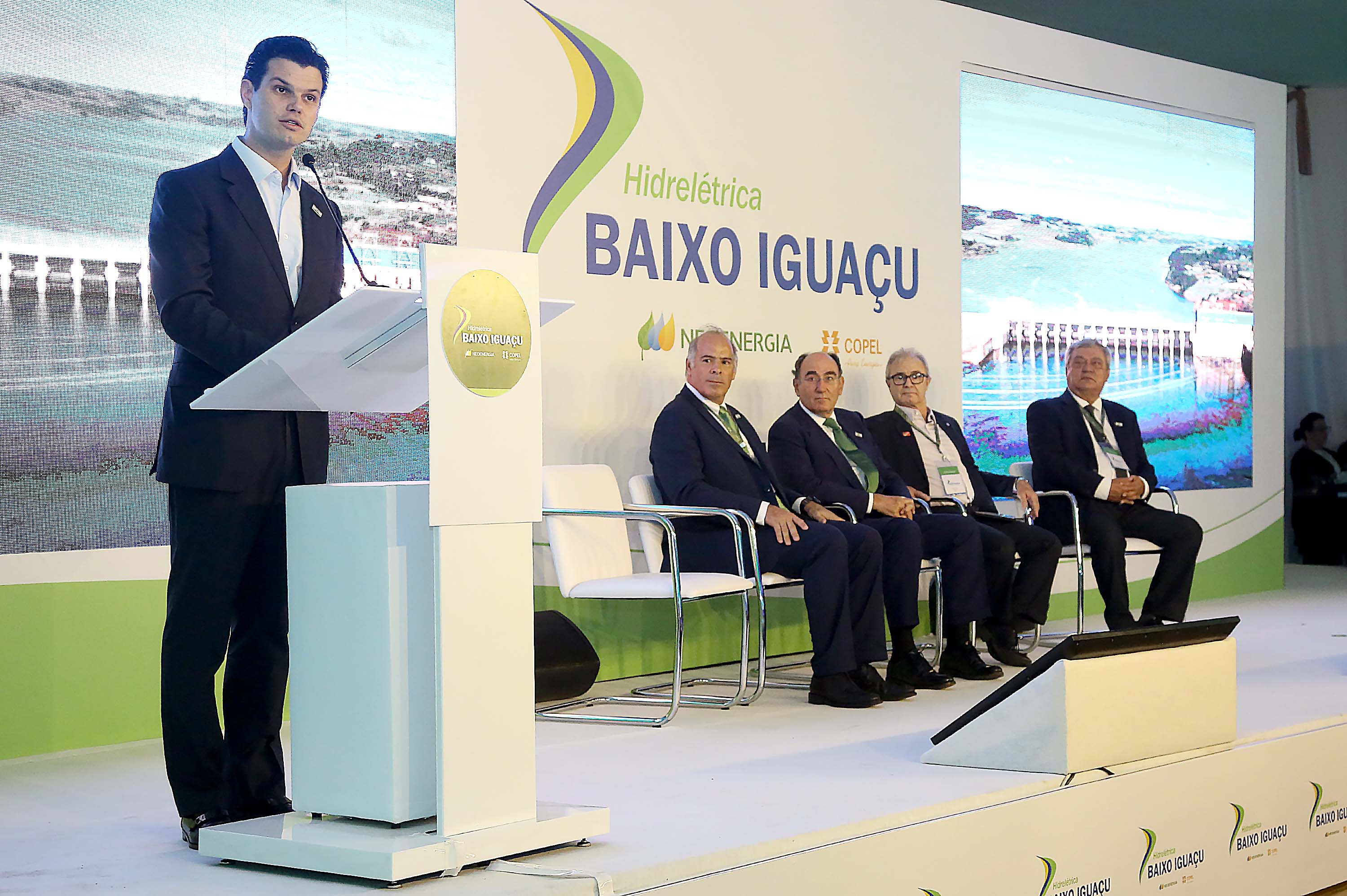 A Usina Hidrelétrica Baixo Iguaçu, último aproveitamento energético do Rio Iguaçu, foi inaugurada nesta quinta-feira (23) em Capanema, no Sudoeste do Estado