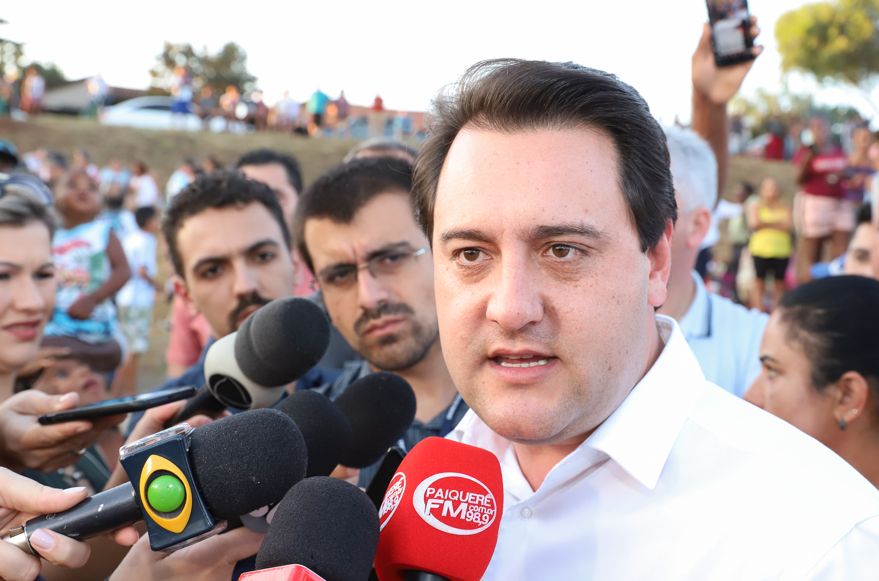 Londrina, no Norte do Paraná, ganhou uma unidade do projeto Arena Multiuso, espaço para atividades esportivas e de recreação, implantado pelo Governo do Estado, em parceria com o município. Instalada no conjunto residencial Vista Bela, a unidade foi entregue à comunidade pelo governador Carlos Massa Ratinho Junior, nesta quinta-feira (20). - Londrina, 20/06/2019 - Foto: Rodrigo Félix Leal/ANPr