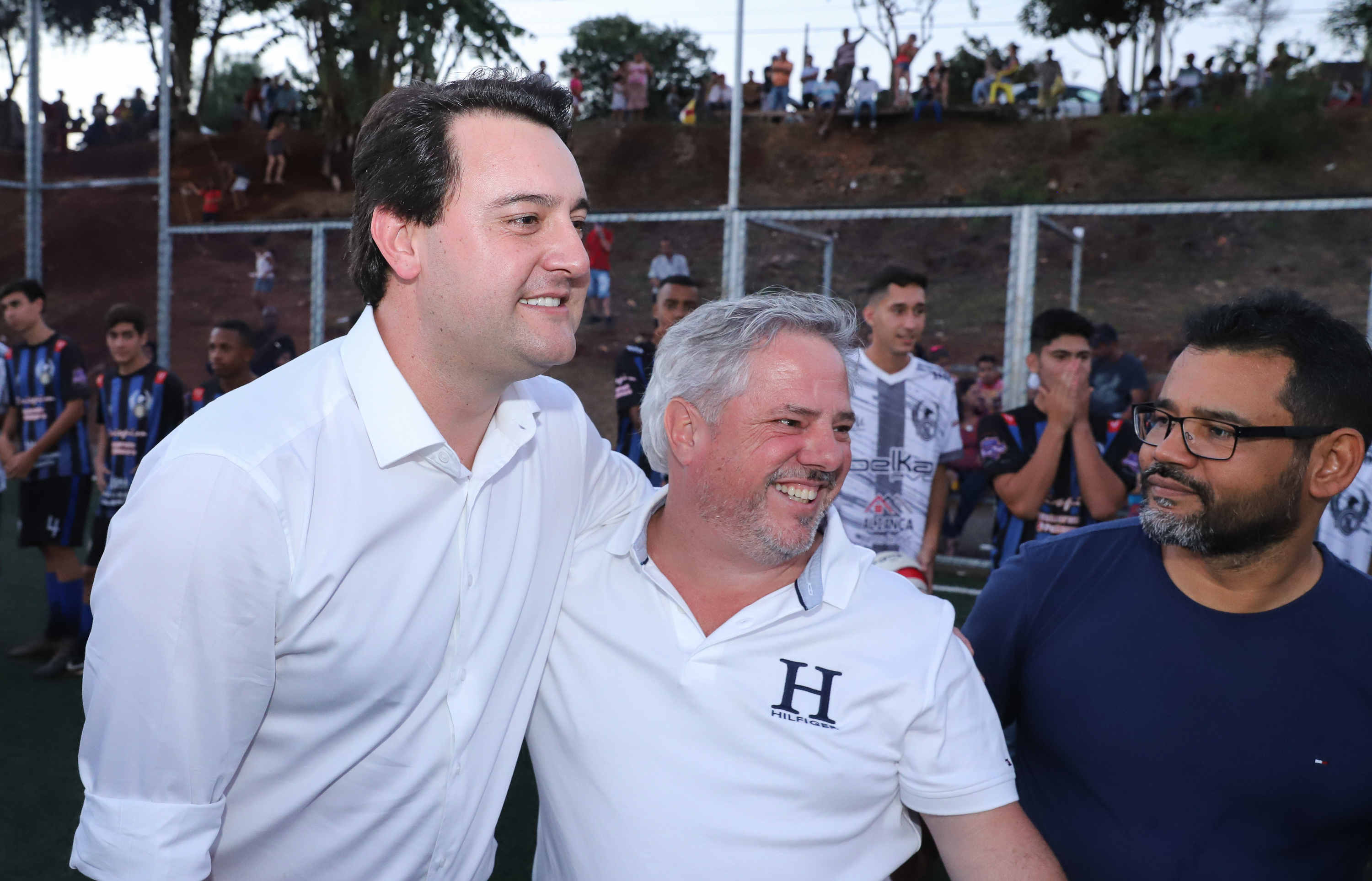 Londrina, no Norte do Paraná, ganhou uma unidade do projeto Arena Multiuso, espaço para atividades esportivas e de recreação, implantado pelo Governo do Estado, em parceria com o município. Instalada no conjunto residencial Vista Bela, a unidade foi entregue à comunidade pelo governador Carlos Massa Ratinho Junior, nesta quinta-feira (20). - Londrina, 20/06/2019 - Foto: Rodrigo Félix Leal/ANPr