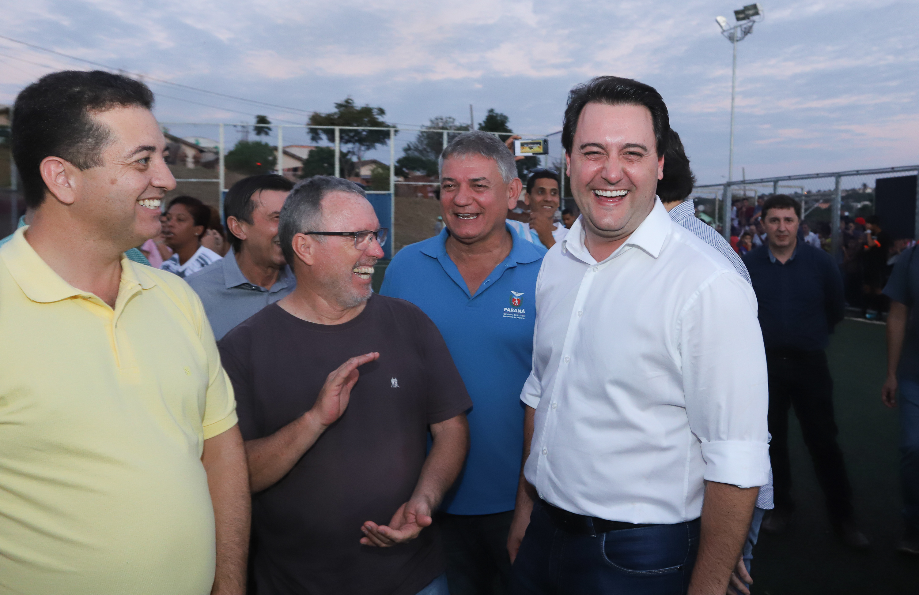 Londrina, no Norte do Paraná, ganhou uma unidade do projeto Arena Multiuso, espaço para atividades esportivas e de recreação, implantado pelo Governo do Estado, em parceria com o município. Instalada no conjunto residencial Vista Bela, a unidade foi entregue à comunidade pelo governador Carlos Massa Ratinho Junior, nesta quinta-feira (20). - Londrina, 20/06/2019 - Foto: Rodrigo Félix Leal/ANPr