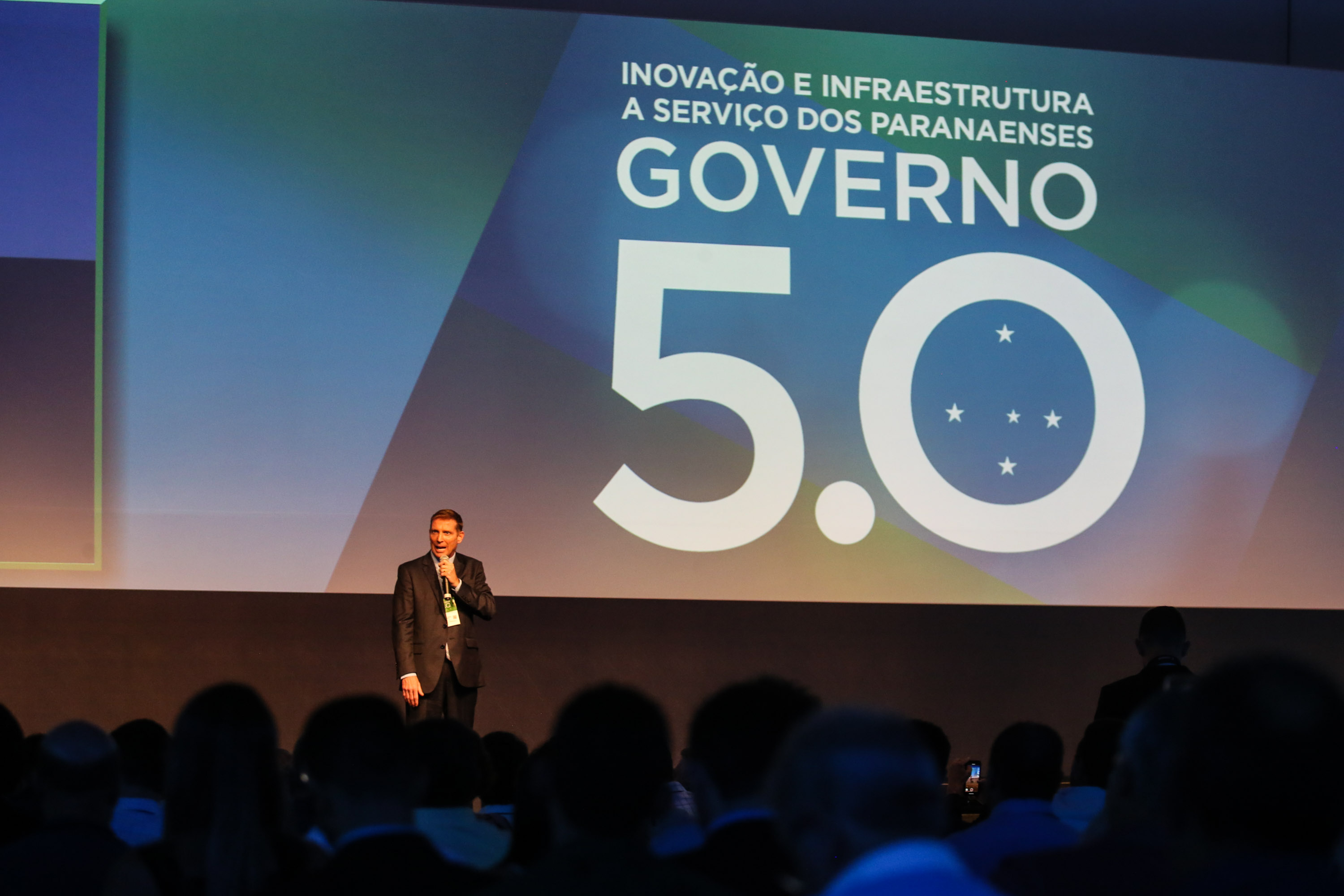 O governador Carlos Massa Ratinho Junior faz a abertura nesta quinta-feira (31), do encontro de capacitação Governo 5.0 no Hotel Rafain Palace & Convention, em Foz do Iguaçu. Foz do Iguaçu, 17/10/2019 - Foto: Geraldo Bubniak/AEN