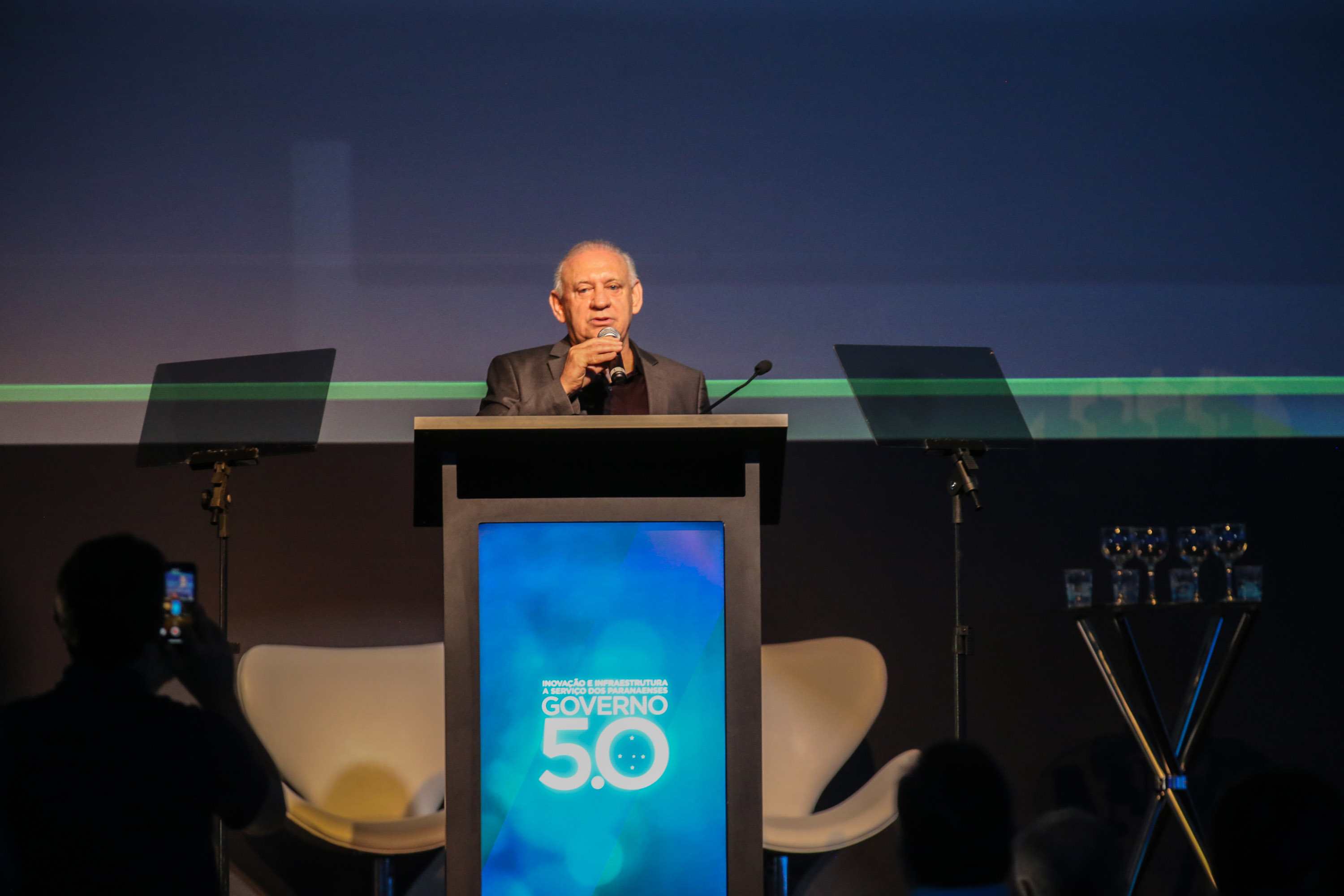 O governador Carlos Massa Ratinho Junior faz a abertura nesta quinta-feira (31), do encontro de capacitação Governo 5.0 no Hotel Rafain Palace & Convention, em Foz do Iguaçu. Foz do Iguaçu, 17/10/2019 - Foto: Geraldo Bubniak/AEN