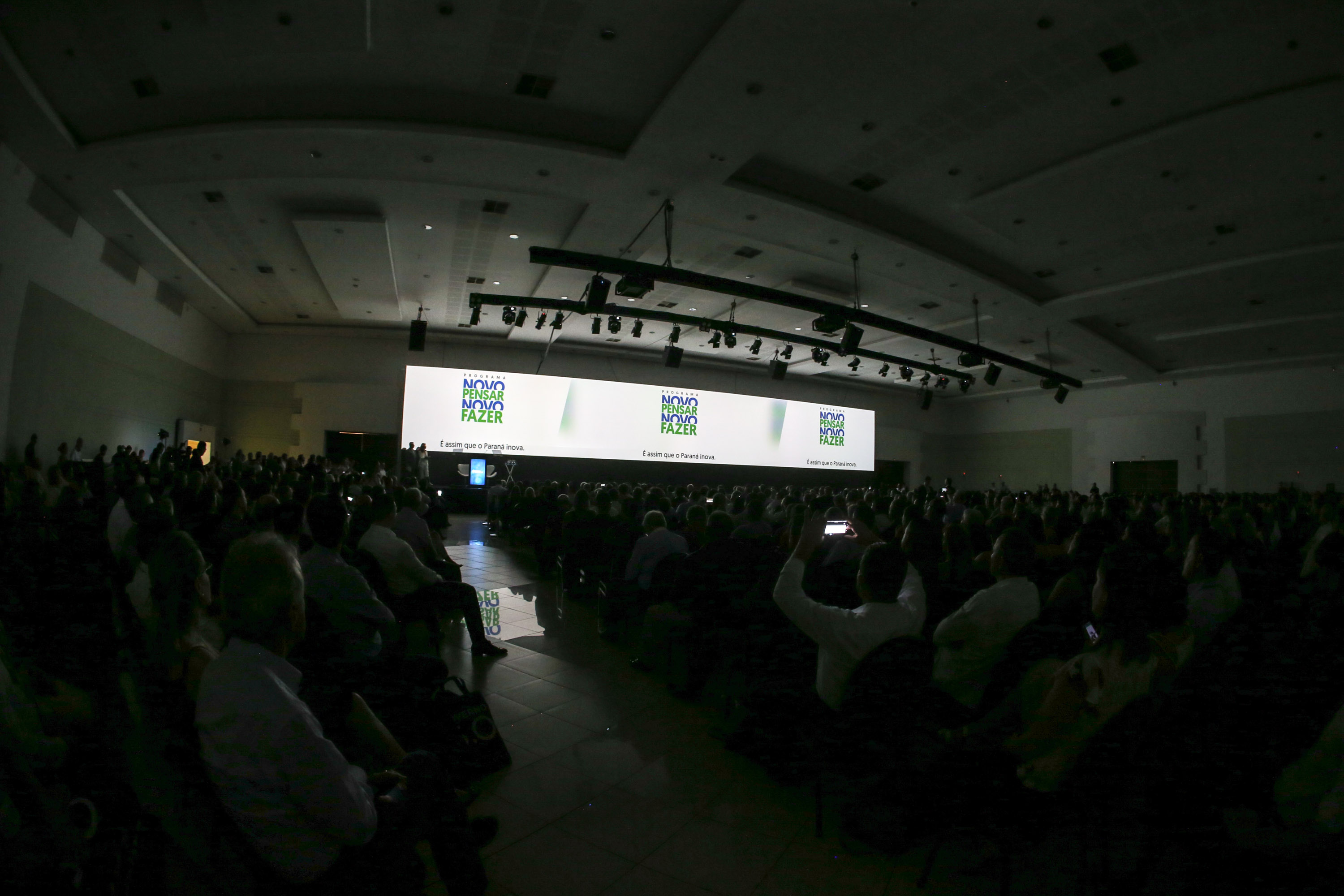 O governador Carlos Massa Ratinho Junior faz a abertura nesta quinta-feira (31), do encontro de capacitação Governo 5.0 no Hotel Rafain Palace & Convention, em Foz do Iguaçu. Foz do Iguaçu, 17/10/2019 - Foto: Geraldo Bubniak/AEN