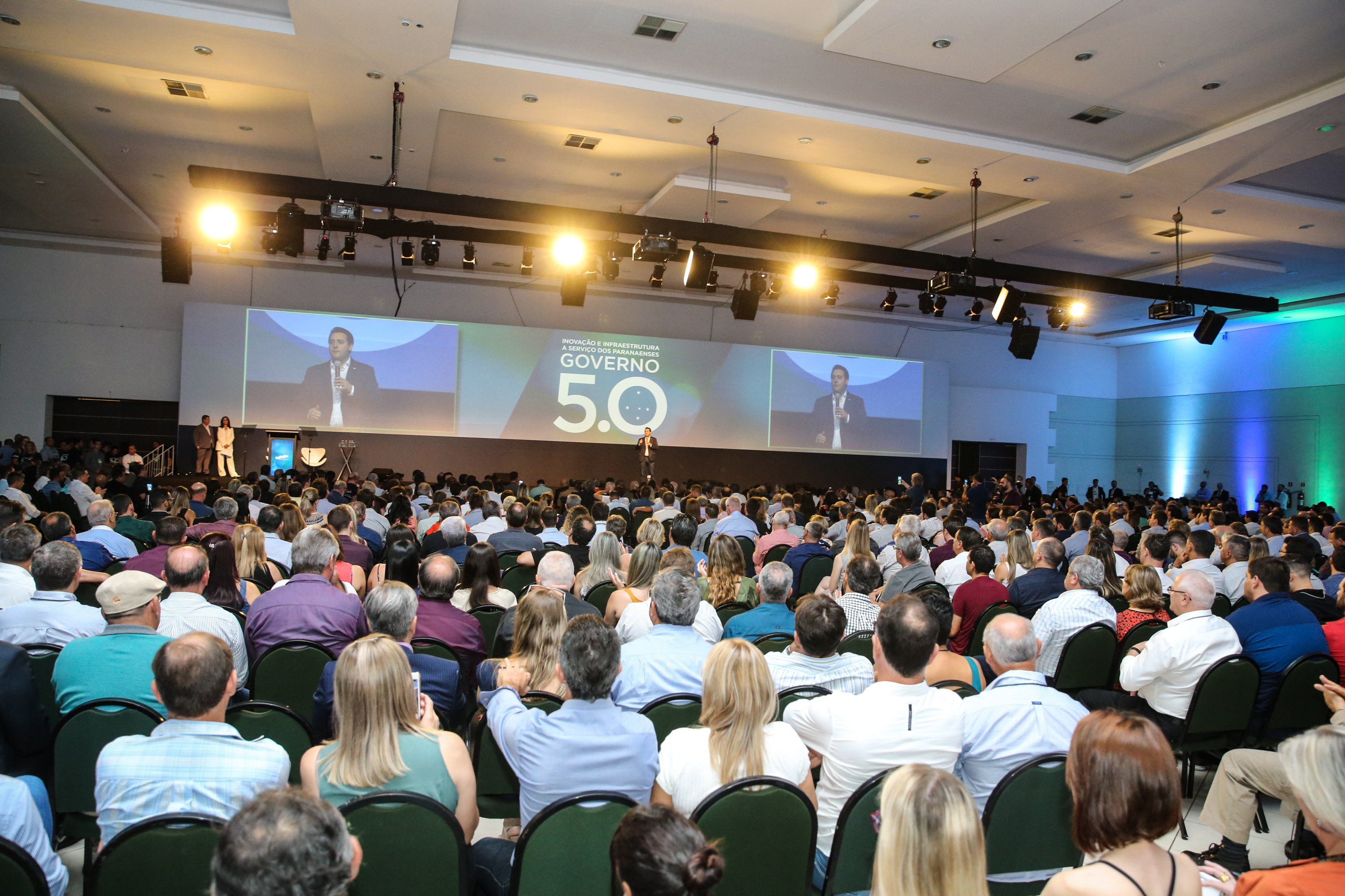 O governador Carlos Massa Ratinho Junior faz a abertura nesta quinta-feira (31), do encontro de capacitação Governo 5.0 no Hotel Rafain Palace & Convention, em Foz do Iguaçu. Foz do Iguaçu, 17/10/2019 - Foto: Geraldo Bubniak/AEN