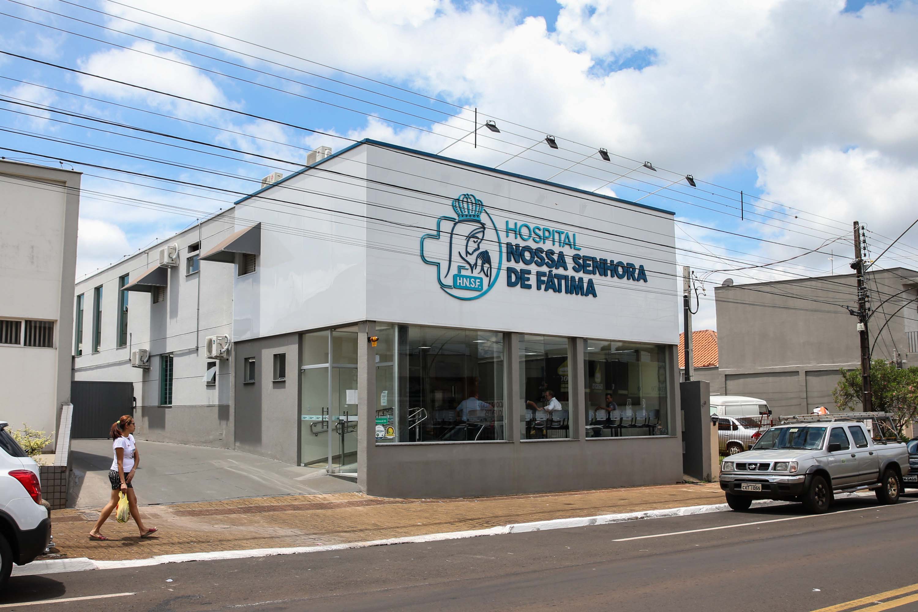 O Governador Carlos Massa Ratinho Júnior lança nesta quinta-feira (28), o Programa Vida Nova Paraná em Jandaia do Sul. E também anuncia recursos e ações nas áreas da saúde, desenvolvimento urbano e sinalização viária, além de entrega de ambulância e de viatura para a Polícia Militar.Jandaia do Sul, 28/11/2019 - Foto: Geraldo Bubniak/AEN