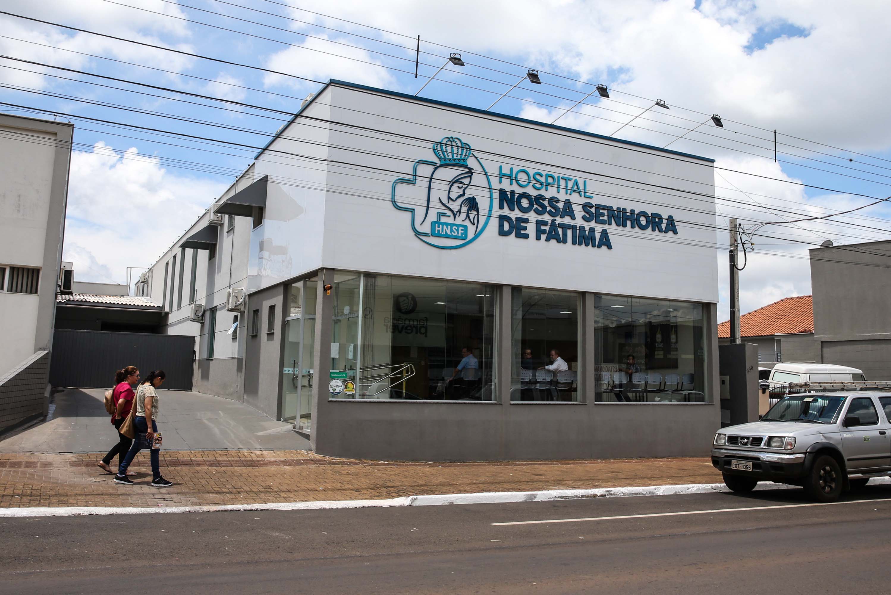 O Governador Carlos Massa Ratinho Júnior lança nesta quinta-feira (28), o Programa Vida Nova Paraná em Jandaia do Sul. E também anuncia recursos e ações nas áreas da saúde, desenvolvimento urbano e sinalização viária, além de entrega de ambulância e de viatura para a Polícia Militar.Jandaia do Sul, 28/11/2019 - Foto: Geraldo Bubniak/AEN