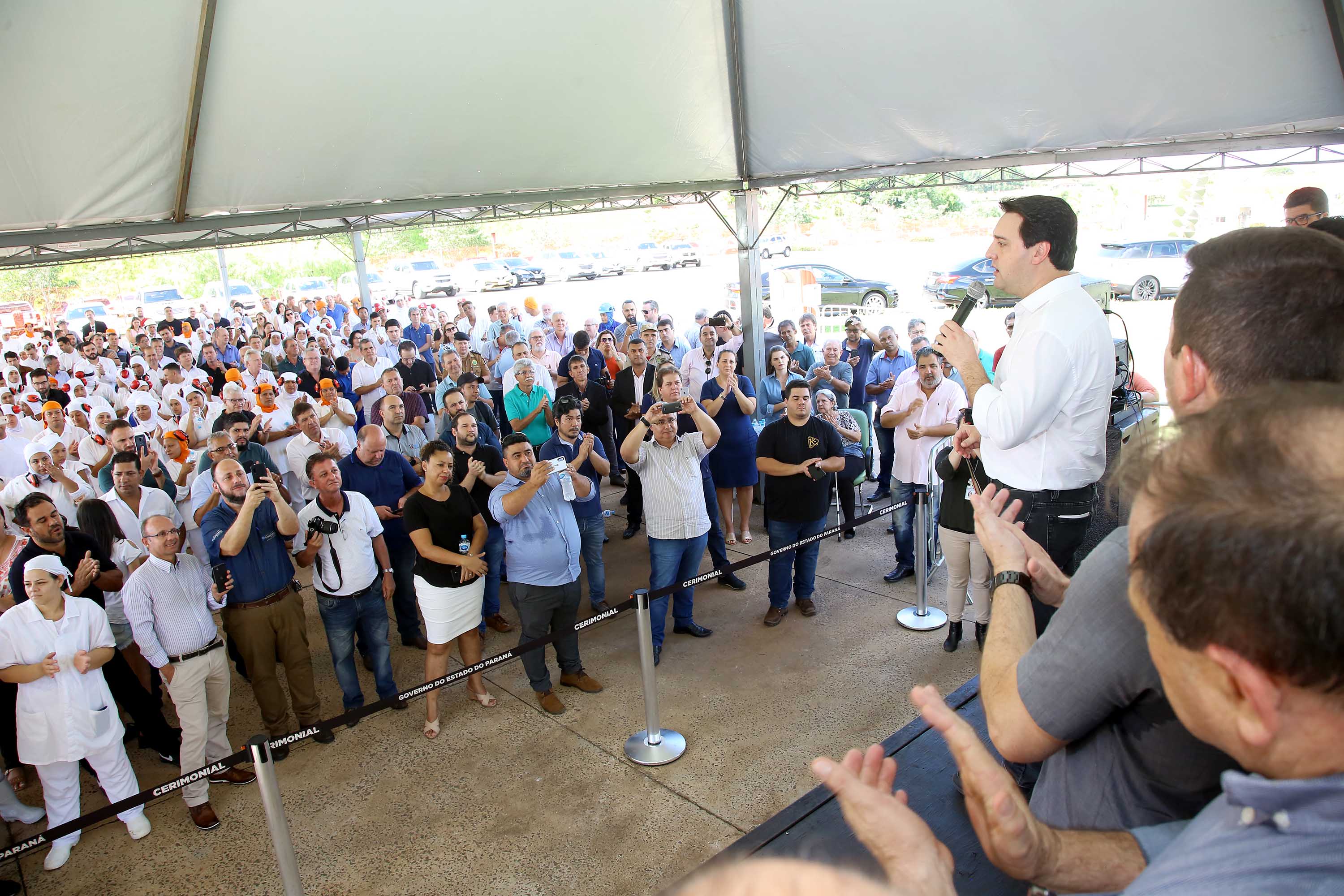 O município de Rondon, no Noroeste do Paraná, está ganhando novas vagas de emprego com a retomada de atividades da unidade local do frigorífico Averama
