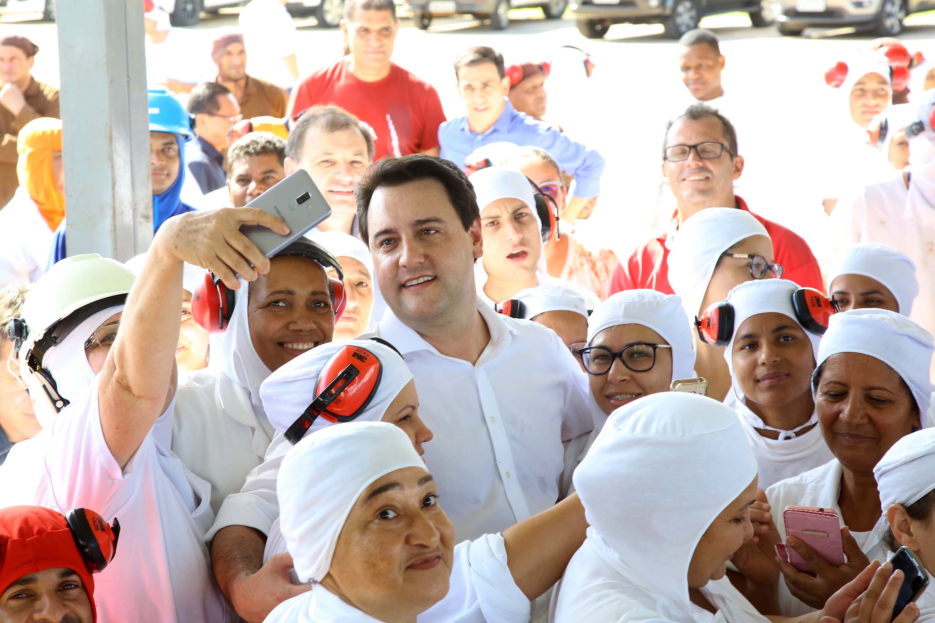 O município de Rondon, no Noroeste do Paraná, está ganhando novas vagas de emprego com a retomada de atividades da unidade local do frigorífico Averama