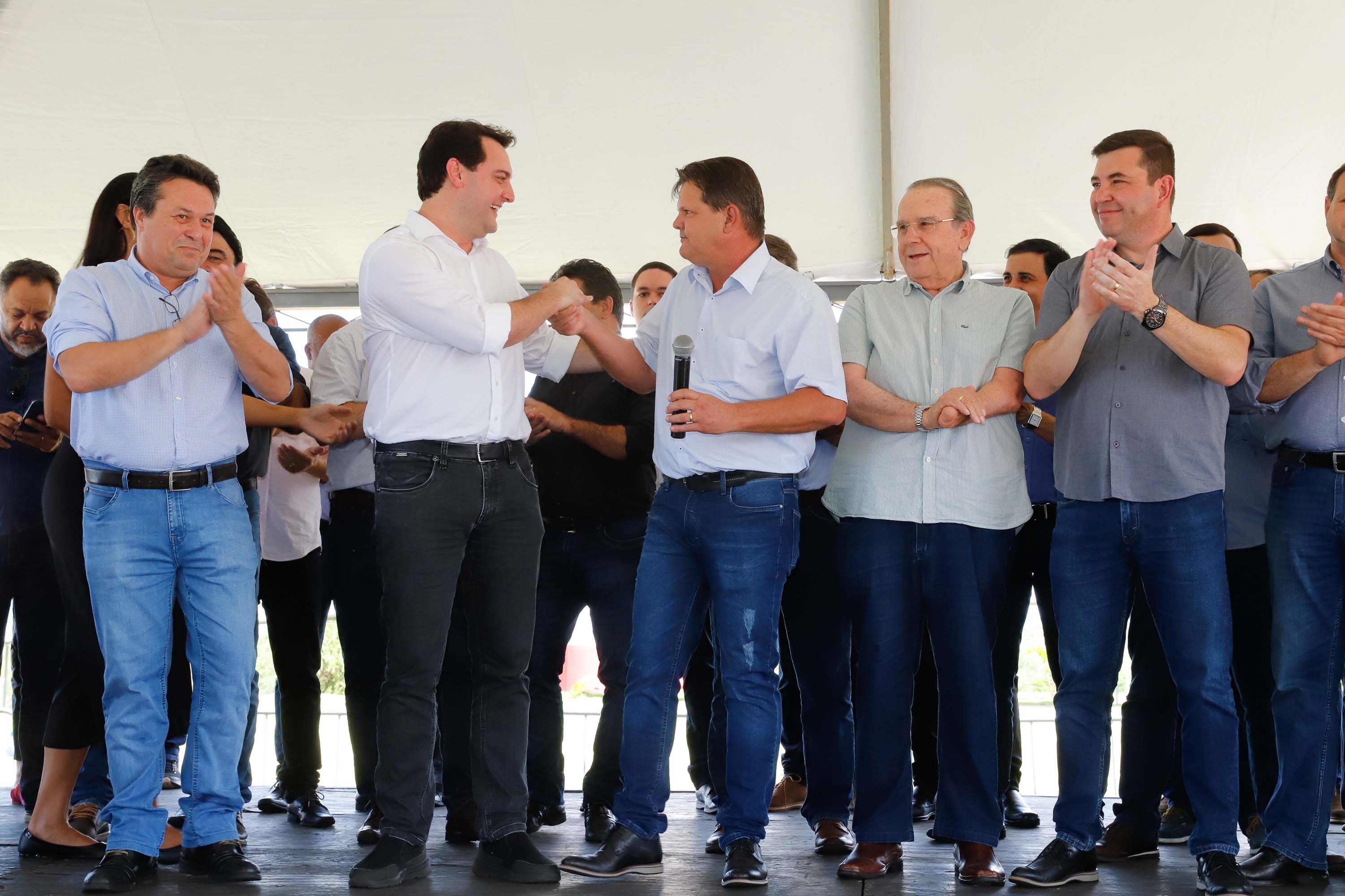 O município de Rondon, no Noroeste do Paraná, está ganhando novas vagas de emprego com a retomada de atividades da unidade local do frigorífico Averama