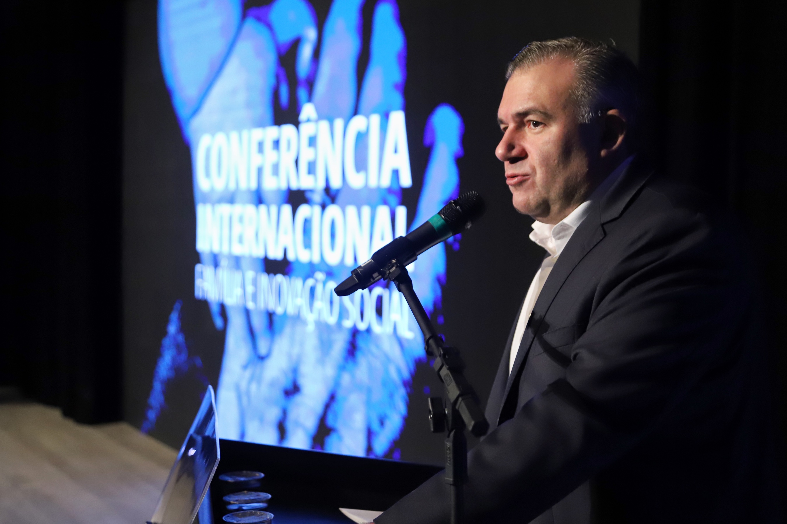 O Governo do Estado incorpora a partir desta sexta-feira (29) os dez compromissos sobre família, direitos humanos e cidades inclusivas da Declaração de Veneza, documento apresentado pela International Federation for Family (IFFD – Federação Internacional da Família) na Organização das Nações Unidas (ONU), em 2017. Foto: José Fernando Ogura/AEN