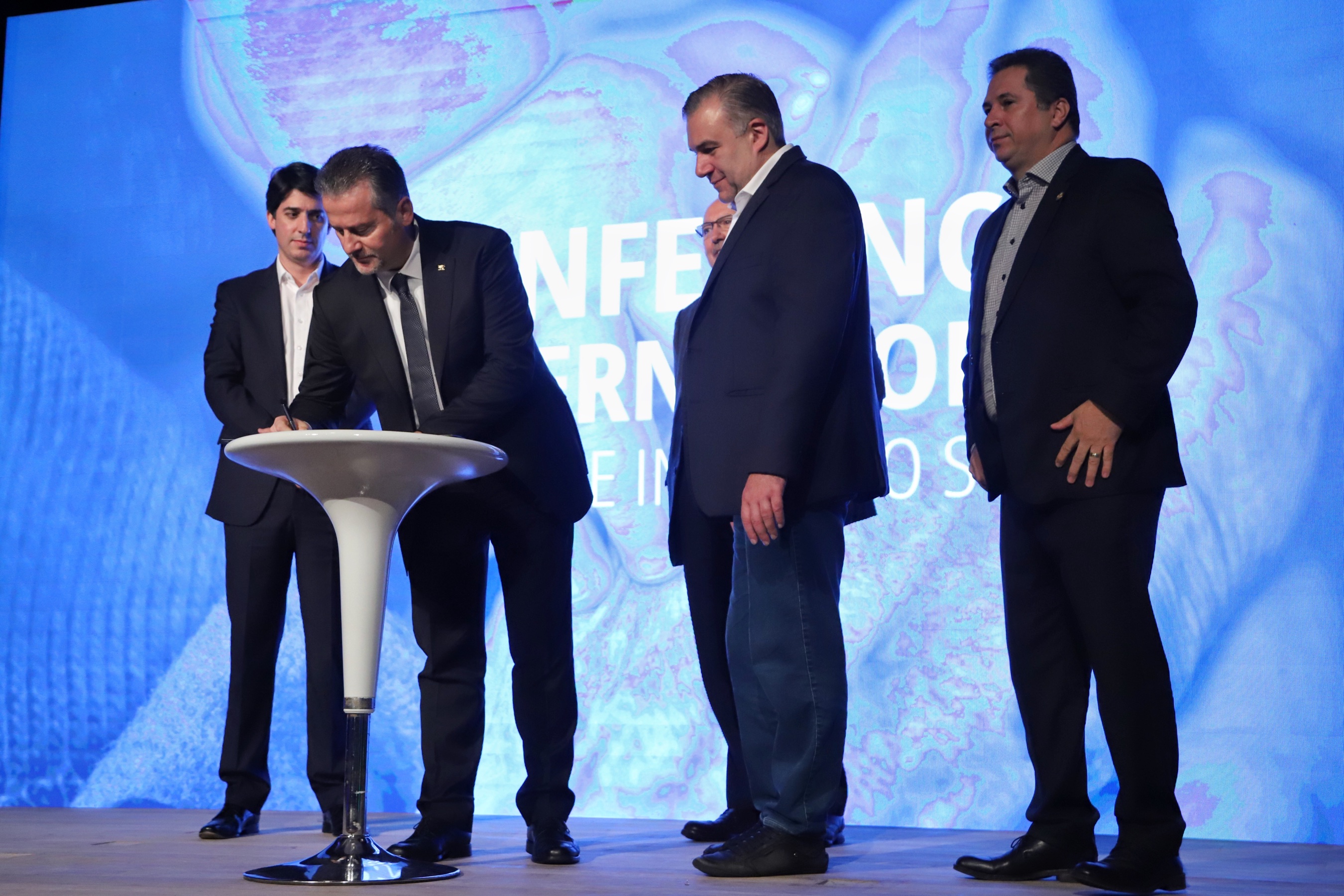 O Governo do Estado incorpora a partir desta sexta-feira (29) os dez compromissos sobre família, direitos humanos e cidades inclusivas da Declaração de Veneza, documento apresentado pela International Federation for Family (IFFD – Federação Internacional da Família) na Organização das Nações Unidas (ONU), em 2017. Foto: José Fernando Ogura/AEN