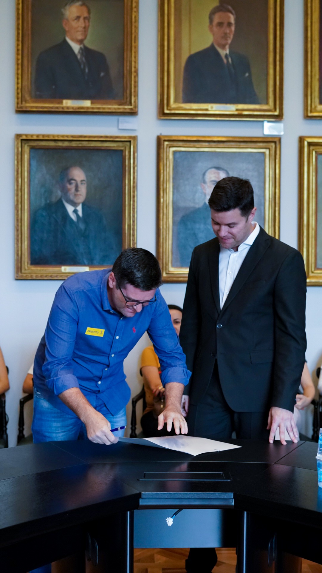 O Governo do Estado conclui esta semana a rodada de autorizações para liberação de recursos do programa Paraná Mais Cidades, que começou há cerca de dois meses. Coordenado pela Casa Civil, o programa é uma parceria entre o Governo e a Assembleia Legislativa e conta com R$ 351 milhões, provenientes do Tesouro Estadual e da devolução do exercício orçamentário do Legislativo. Foto: Guilherme Flores/Casa Civil