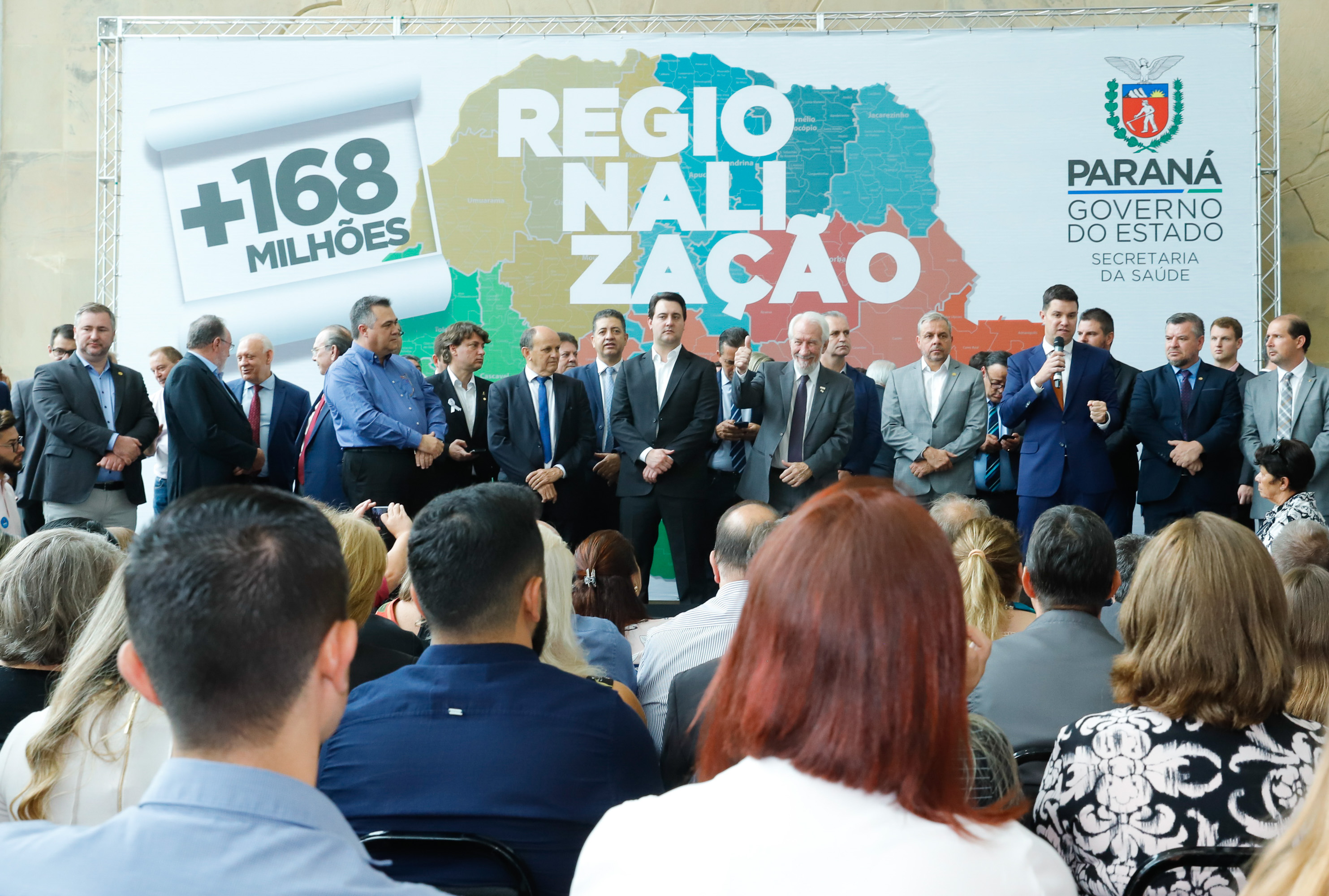 O governador Carlos Massa Ratinho Junior autorizou nesta quarta-feira (11), em cerimônia no Palácio Iguaçu, a liberação de R$ 168 milhões para a saúde pública de 297 municípios paranaenses.