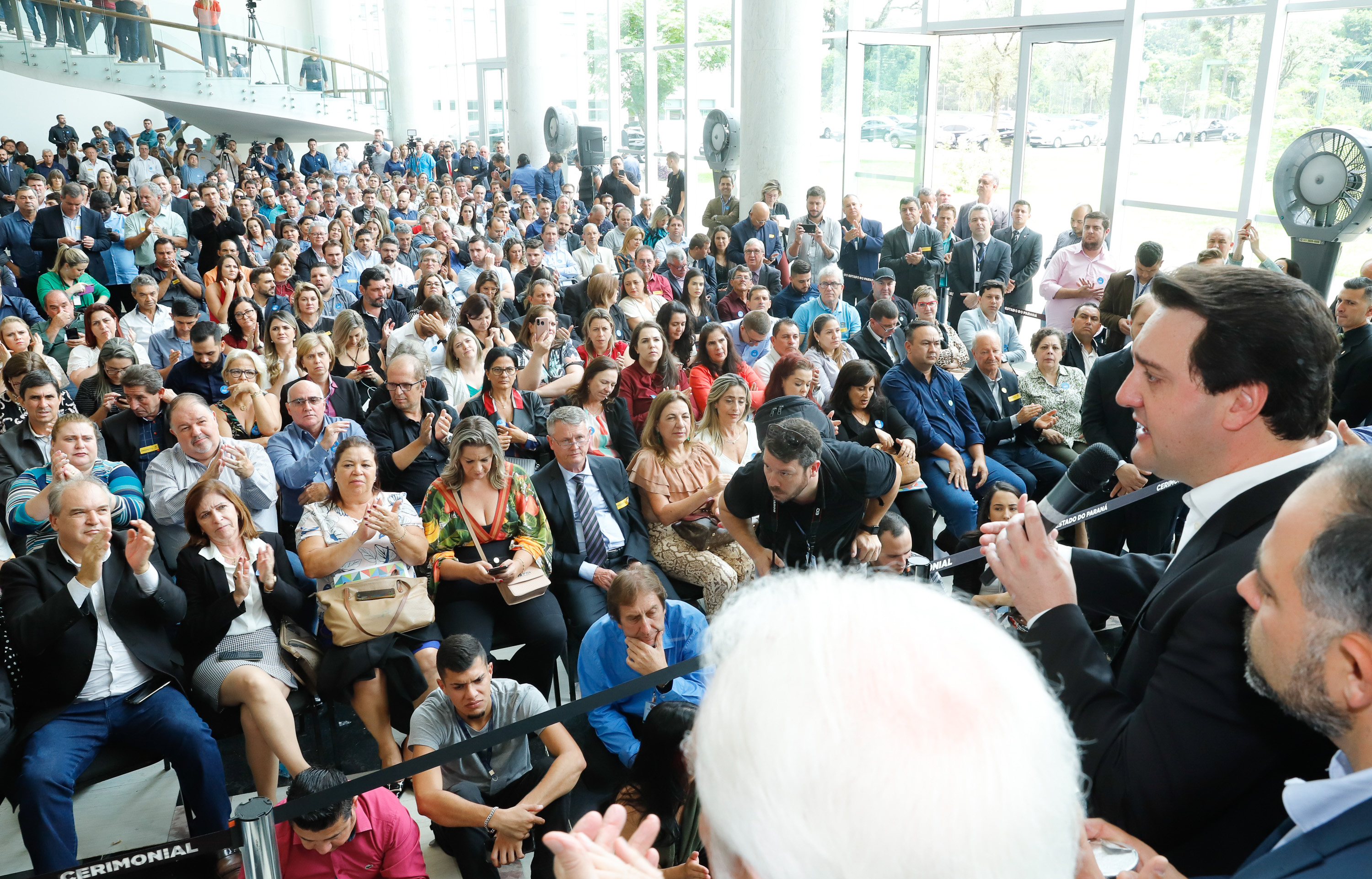 O governador Carlos Massa Ratinho Junior autorizou nesta quarta-feira (11), em cerimônia no Palácio Iguaçu, a liberação de R$ 168 milhões para a saúde pública de 297 municípios paranaenses.