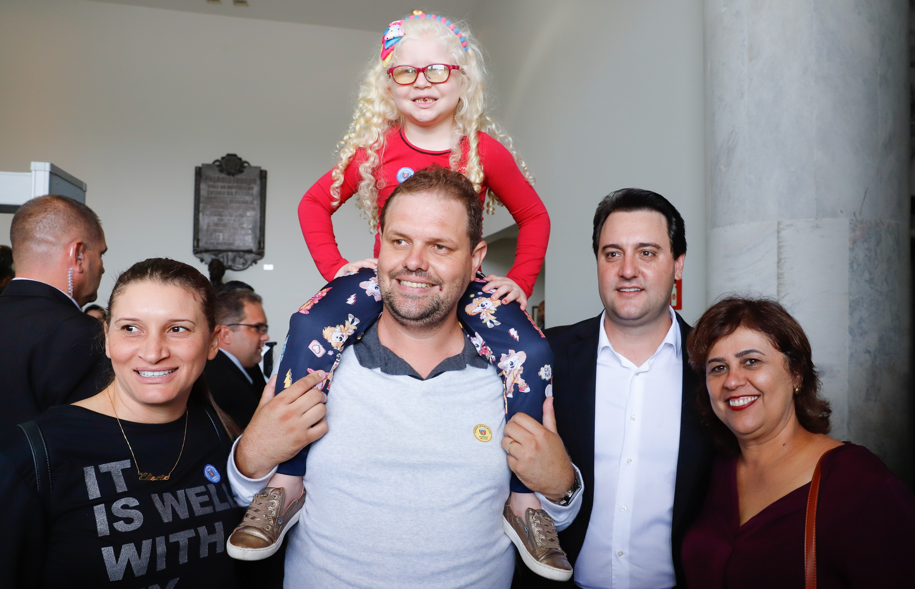 O governador Carlos Massa Ratinho Junior autorizou nesta quarta-feira (11), em cerimônia no Palácio Iguaçu, a liberação de R$ 168 milhões para a saúde pública de 297 municípios paranaenses.