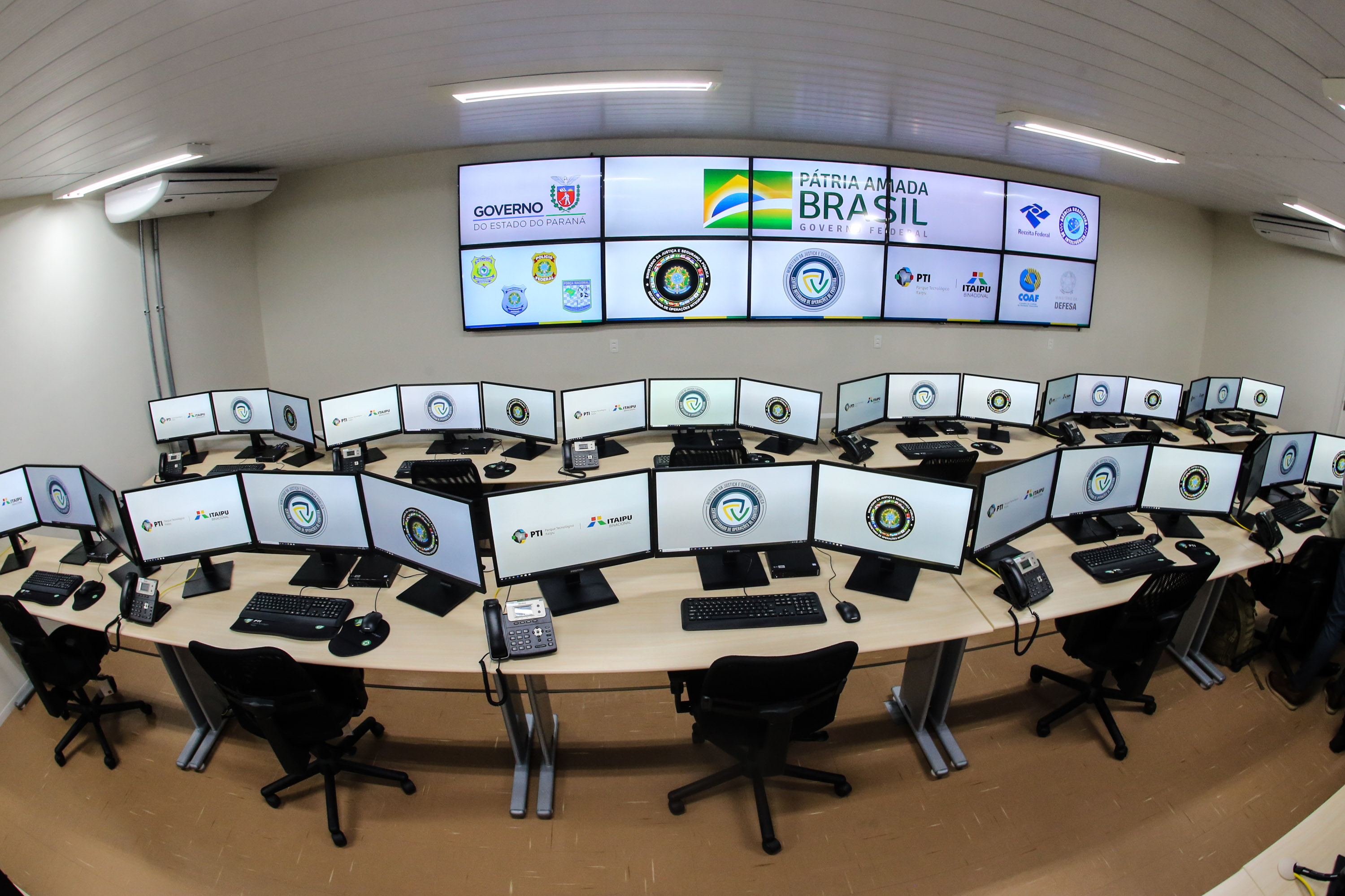 CIOF FOZ O Centro Integrado de Operações de Fronteira, em Foz do Iguaçu. O CIOF reforçará as ações estratégicas estaduais de combate ao tráfico e ao crime organizado. A estrutura passa a integrar o Parque Tecnológico Itaipu, na Itaipu Binacional.Foz do Iguaçu, 16/12/2019 - Foto: Geraldo Bubniak/AEN
