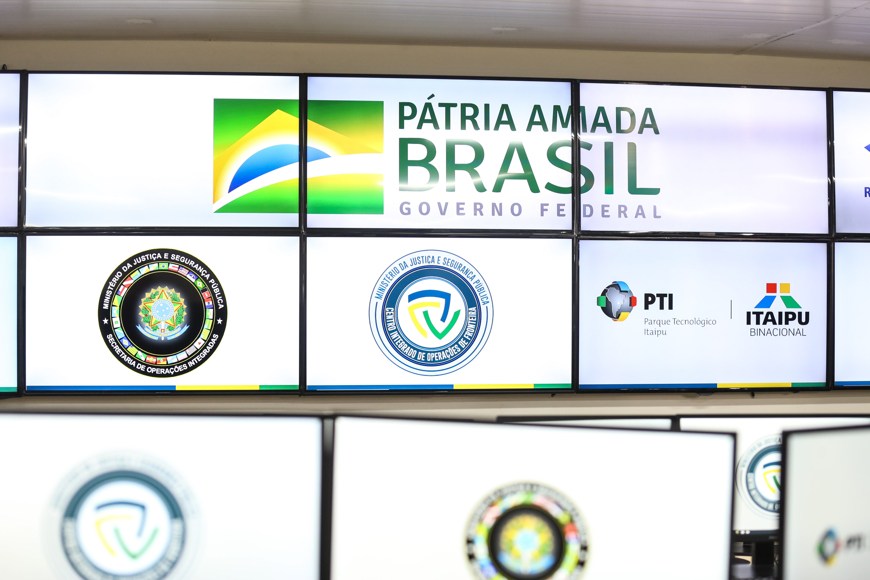 CIOF FOZ O Centro Integrado de Operações de Fronteira, em Foz do Iguaçu. O CIOF reforçará as ações estratégicas estaduais de combate ao tráfico e ao crime organizado. A estrutura passa a integrar o Parque Tecnológico Itaipu, na Itaipu Binacional.Foz do Iguaçu, 16/12/2019 - Foto: Geraldo Bubniak/AEN
