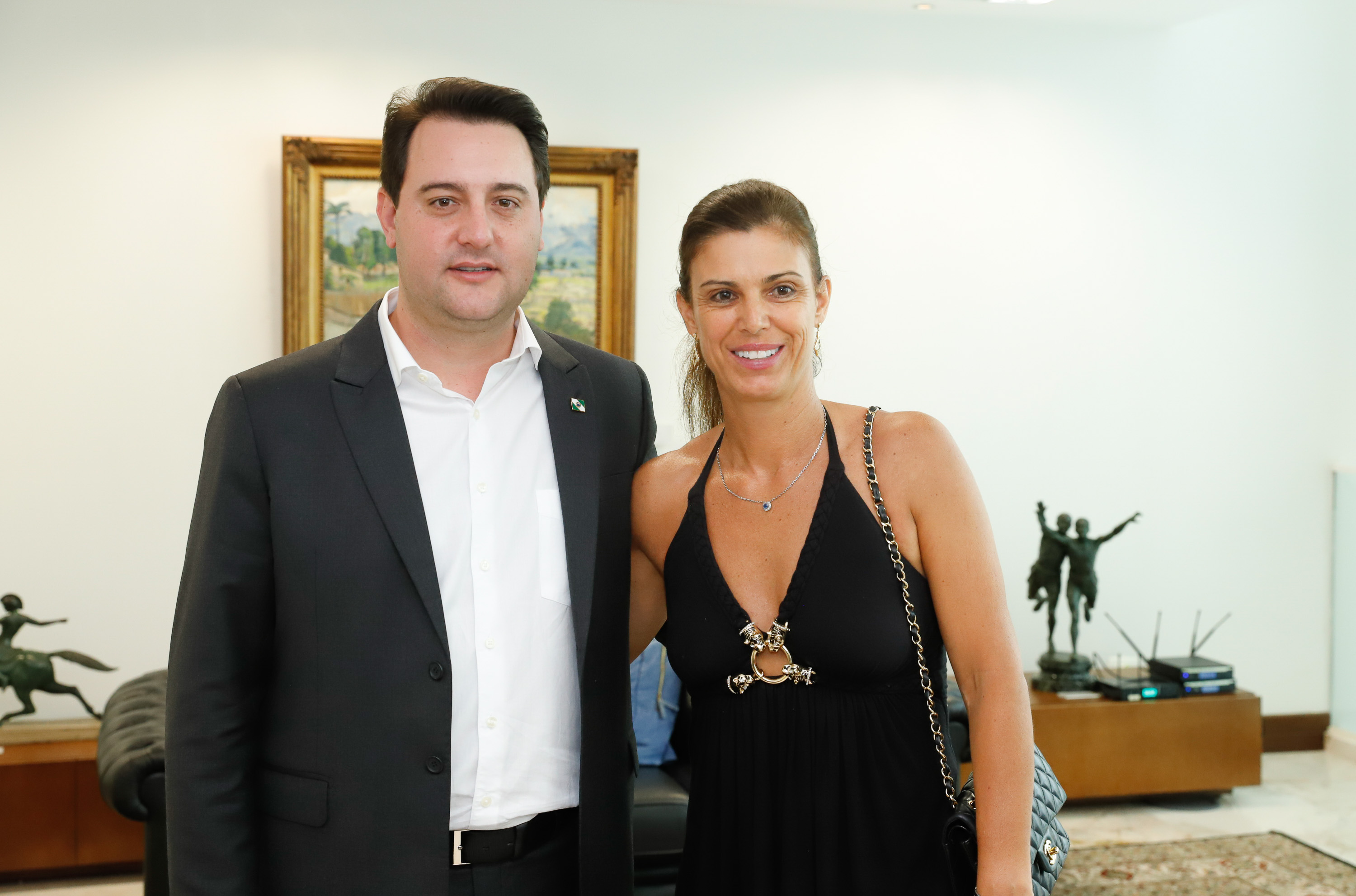 O Governo do Estado e a Klabin anunciaram nesta terça-feira (17) um investimento de R$ 450 milhões da empresa para obras de infraestrutura