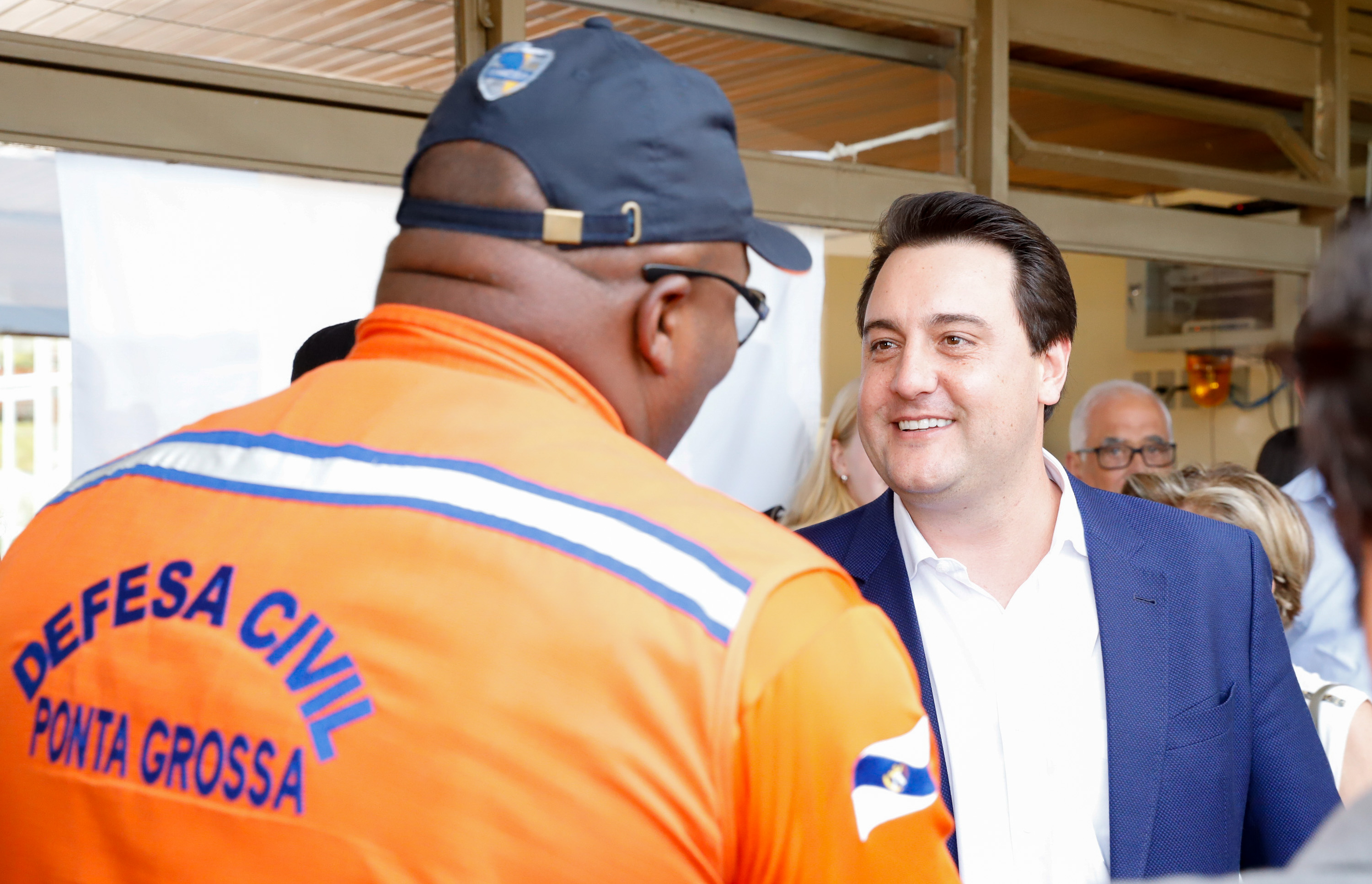 O governador Carlos Massa Ratinho Junior assinou nesta quarta-feira (19) o contrato de concessão de áreas do Parque Estadual Vila Velha, em Ponta Grossa, nos Campos Gerais, para a empresa Eco Parques do Brasil S/A.
