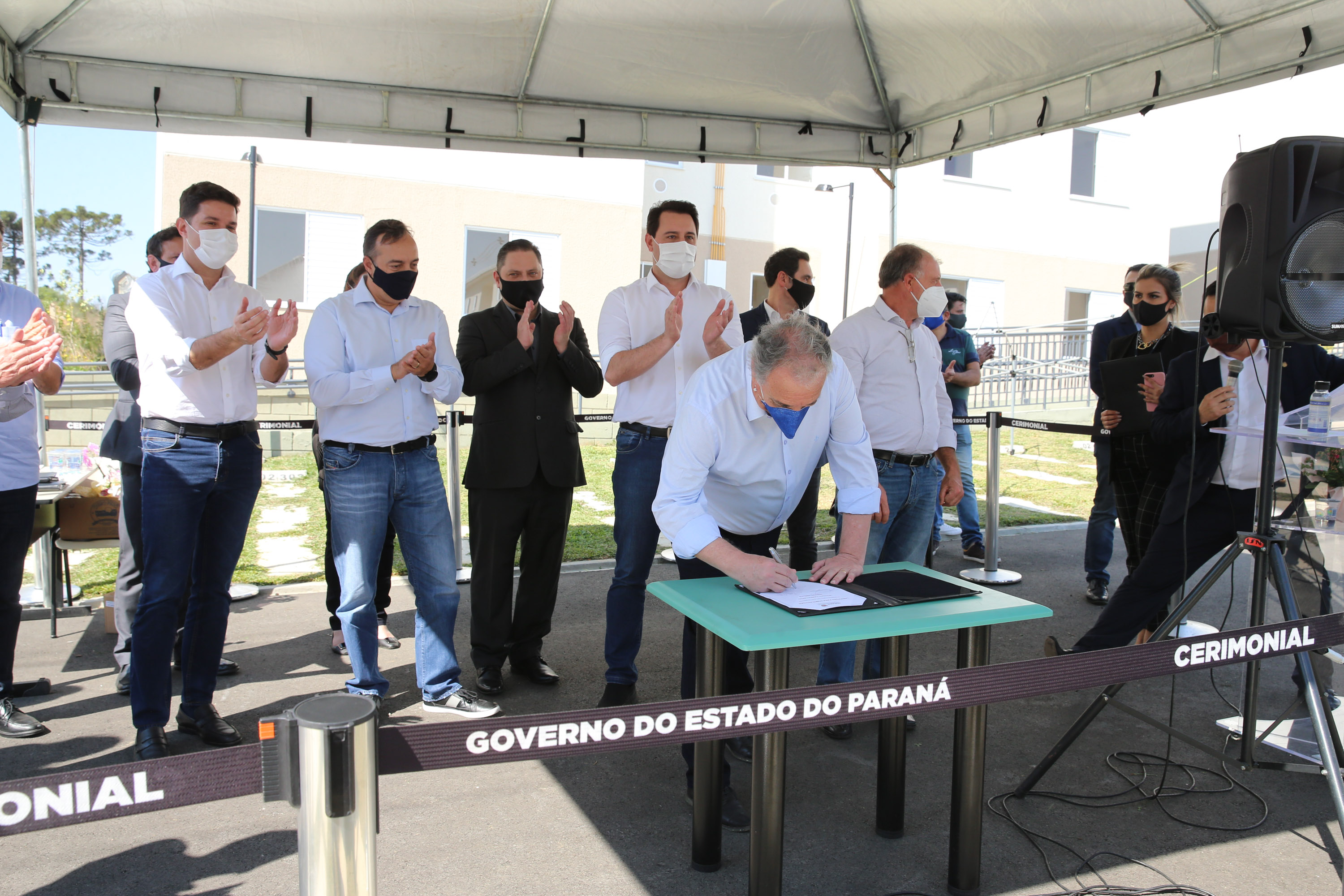 Casas Campo Largo O Governador Carlos Massa Ratinho Junior vistoria nesta terca-feira (11/08), 416 unidade habitacionais no Loteamento Sao Geronimo em Campo Largo. Campo Largo, 11/08/2020 - Foto: Geraldo Bubniak/AEN