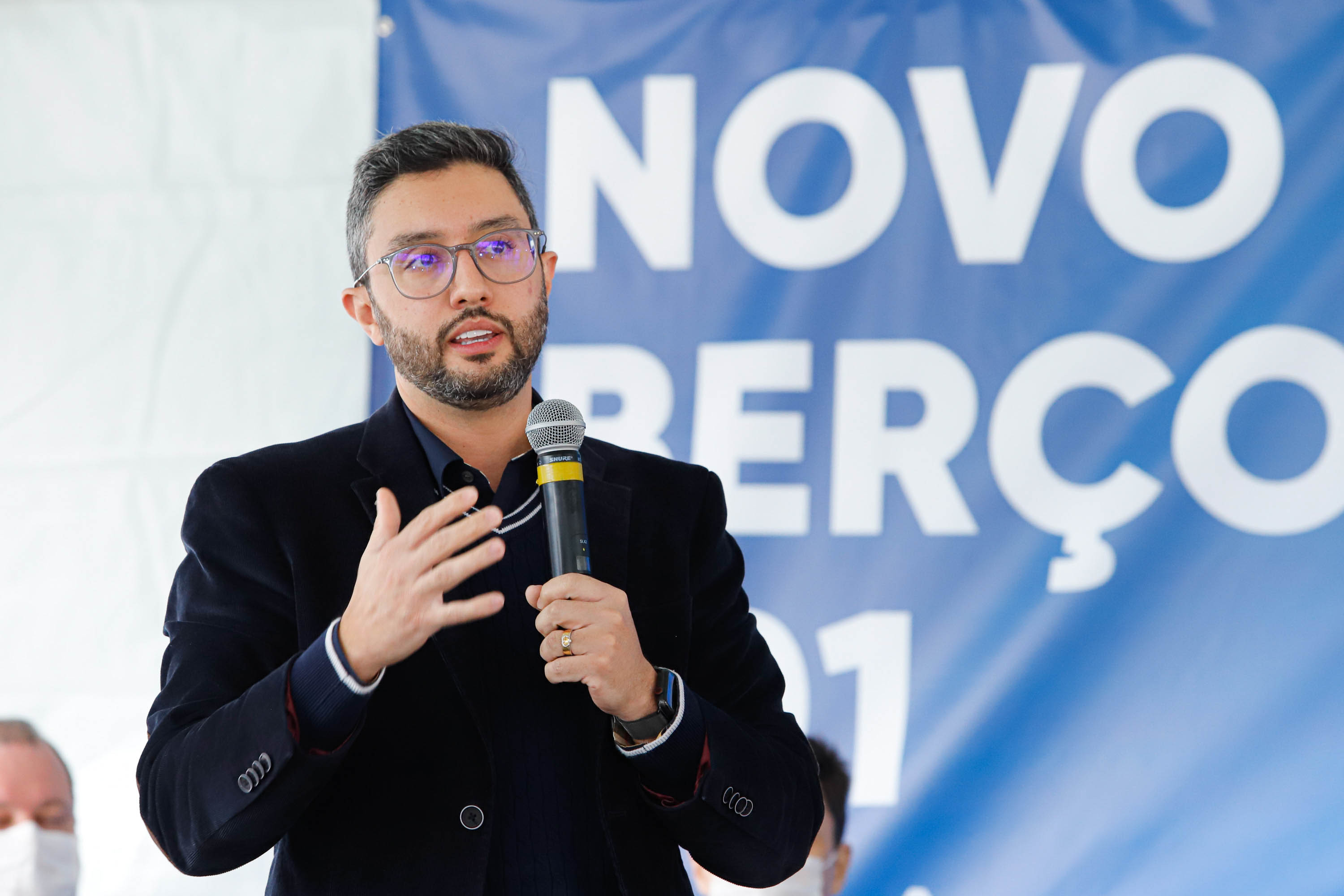 O governador Carlos Massa Ratinho Junior inaugurou nesta terça-feira (21) a obra de ampliação do cais do Porto de Paranaguá, no Litoral do Estado. O berço 201 foi modernizado e o cais de atracação foi prolongado em 100 metros. Os investimentos da empresa pública Portos do Paraná somam R$ 201,7 milhões e vão aumentar em 140% a capacidade atual de movimentação de cargas.