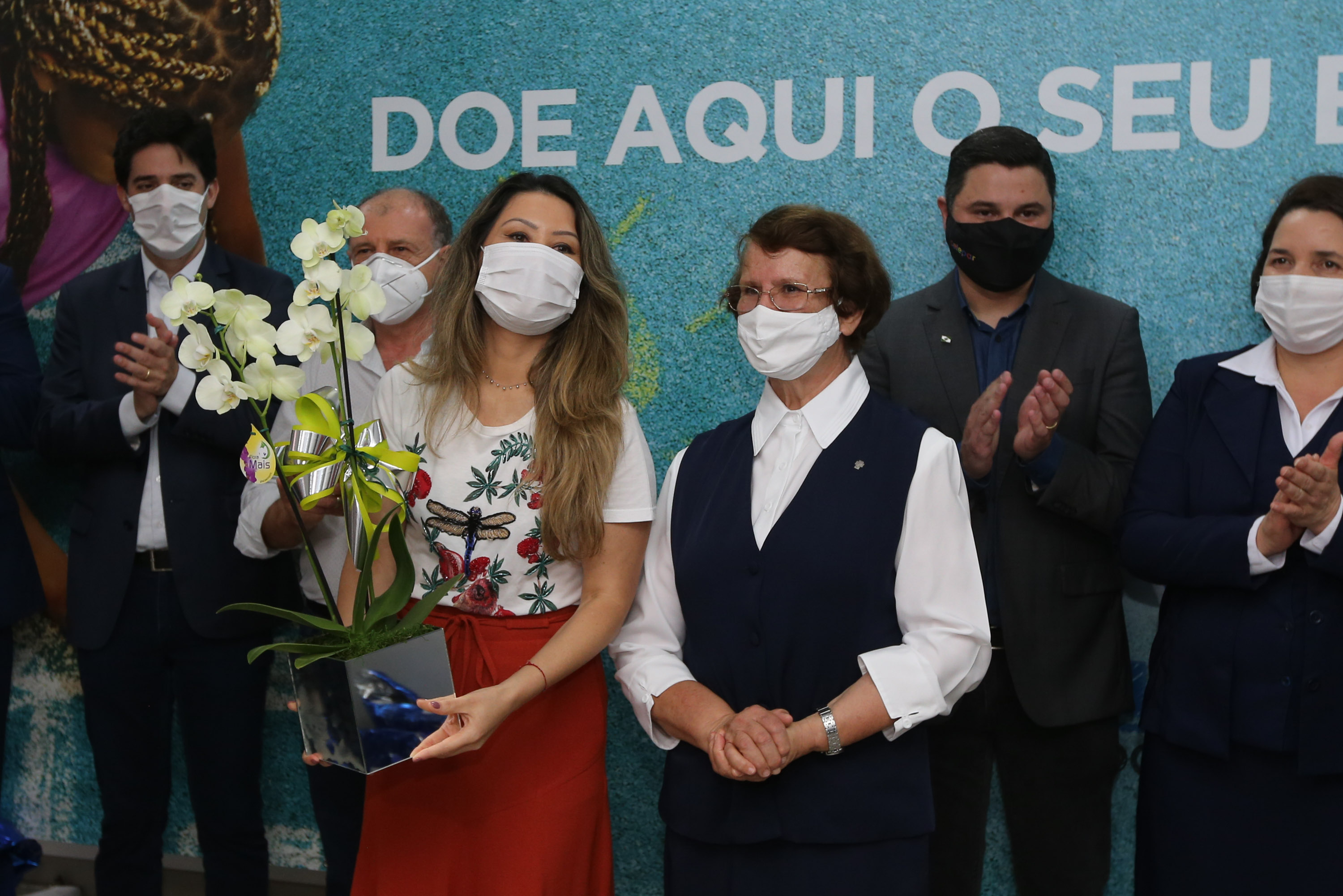 Parana Pia Encerramento da Campanha Paraná Piá, idealizada pela Primeira Dama do Estado, a Srª Luciana Saito Massa juntamente com a Superintendência Geral de Ação Solidária, no Hospital da Providencia em Apucarana, nesta quinta-feira(15).O objetivo da Campanha foi arrecadar brinquedos que foram entregues em comemoração ao dia das crianças. 15/10/2020 - Foto: Geraldo Bubniak/AEN