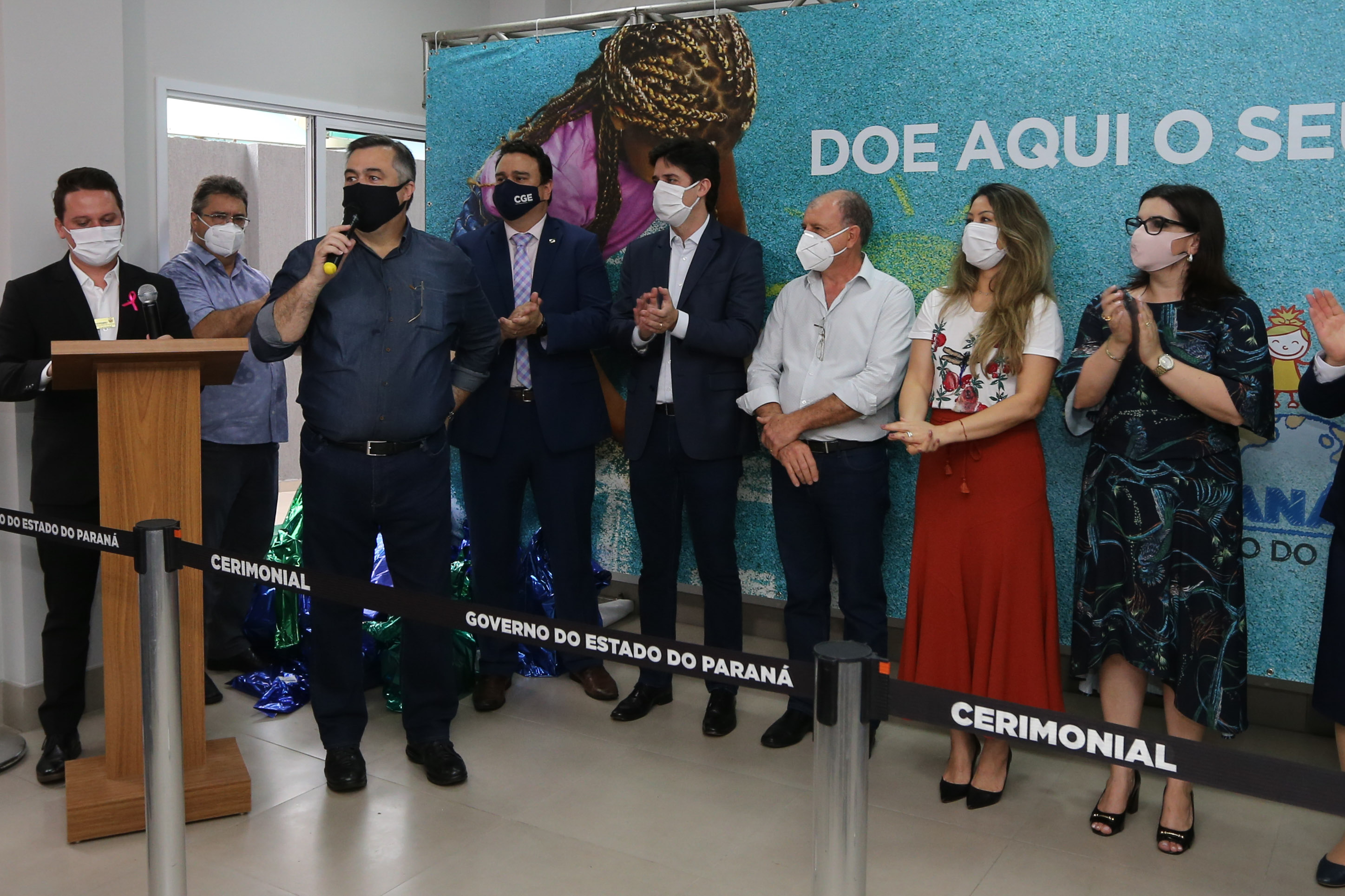 Parana Pia Encerramento da Campanha Paraná Piá, idealizada pela Primeira Dama do Estado, a Srª Luciana Saito Massa juntamente com a Superintendência Geral de Ação Solidária, no Hospital da Providencia em Apucarana, nesta quinta-feira(15).O objetivo da Campanha foi arrecadar brinquedos que foram entregues em comemoração ao dia das crianças. 15/10/2020 - Foto: Geraldo Bubniak/AEN