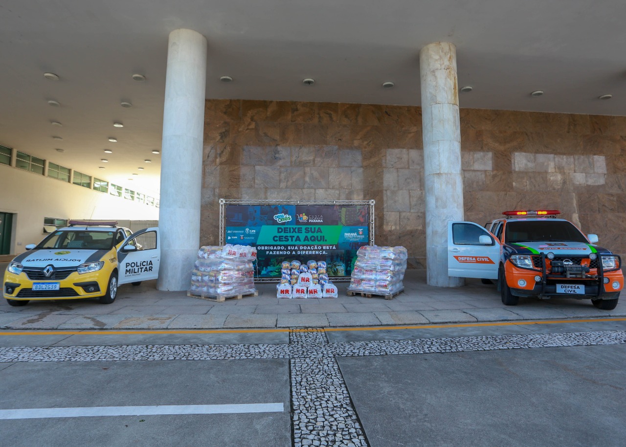 A edição 2021 da campanha Cesta Solidária Paraná, encerrada na terça-feira (06), conseguiu arrecadar mais de 200 toneladas de alimentos. . Foto: Valdelino Pontes