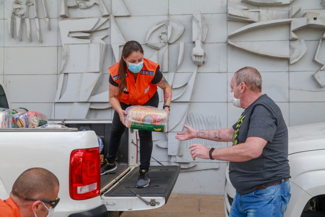 A edição 2021 da campanha Cesta Solidária Paraná, encerrada na terça-feira (06), conseguiu arrecadar mais de 200 toneladas de alimentos. . Foto: Valdelino Pontes