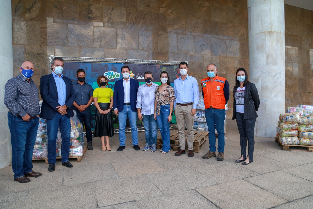 A edição 2021 da campanha Cesta Solidária Paraná, encerrada na terça-feira (06), conseguiu arrecadar mais de 200 toneladas de alimentos. . Foto: Valdelino Pontes