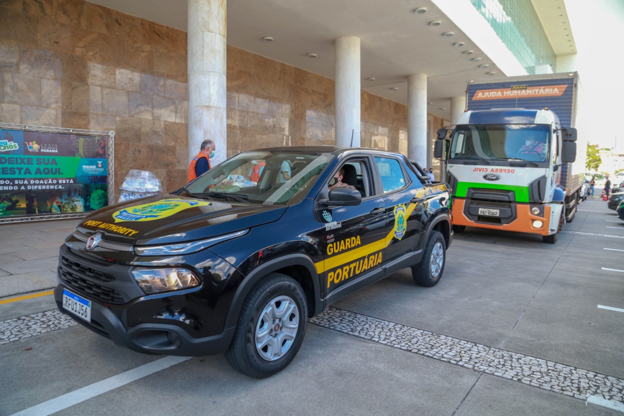 A edição 2021 da campanha Cesta Solidária Paraná, encerrada na terça-feira (06), conseguiu arrecadar mais de 200 toneladas de alimentos. . Foto: Valdelino Pontes