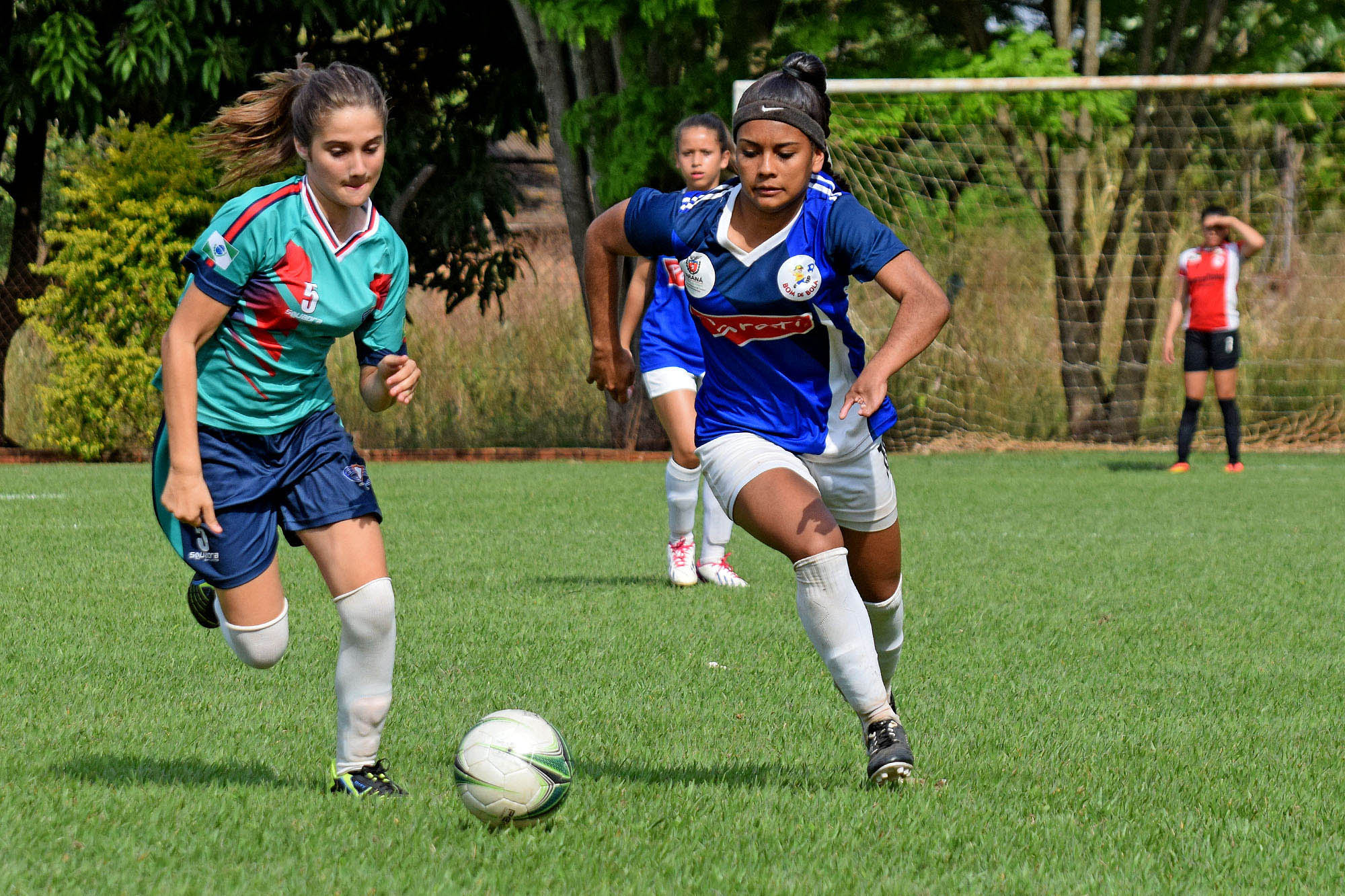 Rondonienses se apresentam em clube de futebol feminino do Paraná