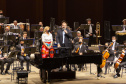 Orquestra Sinfônica do Paraná reencontra o público no grande auditório do Teatro Guaíra