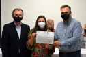 Formandos do primeiro curso de Especialização em Auditoria do SUS receberam na noite desta terça-feira (23) o diploma que permitirá atuar no controle, avaliação e auditoria dos recursos do Sistema Único de Saúde (SUS). Trinta alunos participaram da solenidade realizada no auditório da Escola de Saúde Pública do Paraná (ESPP). - Curitiba, 24/11/2021 - Foto: Américo Antonio/SESA