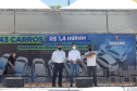 O Governo do Estado realizou mais uma entrega dos carros para Estratégia da Saúde da Família (ESF) neste sábado (13). Agora, os 15 municípios da 7ª Regional de Saúde de Pato Branco foram beneficiados com a doação de 43 automóveis, em um investimento de mais de R$ 1,4 milhão. - Pato Branco, 13/11/2021 - Foto: Américo Antonio/SESA
