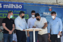O Governo do Estado realizou mais uma entrega dos carros para Estratégia da Saúde da Família (ESF) neste sábado (13). Agora, os 15 municípios da 7ª Regional de Saúde de Pato Branco foram beneficiados com a doação de 43 automóveis, em um investimento de mais de R$ 1,4 milhão. - Pato Branco, 13/11/2021 - Foto: Américo Antonio/SESA