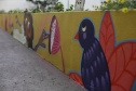 A pediatria do Hospital Universitário do Oeste do Paraná (Huop) ganhou mais cor nesta terça-feira (09). Crianças e adolescentes internados no hospital tiveram a oportunidade de colocar a mão na massa durante a oficina de graffite na unidade. Com pincel e tinta na mão, a expectativa foi deixar o espaço renovado, e ainda ter o contato com uma experiência única. - Cascavel, 10/121/2021 - Foto: UNIOESTE