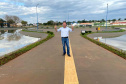 O secretário do Desenvolvimento Sustentável e do Turismo, Márcio Nunes, participou nesta quinta-feira (25) do plantio de mudas de árvores nativas no Parque Urbano de Maria Helena, no Noroeste do Estrado. O parque está com 77% de obras. -  Curitiba, 25/11/2021 - Foto: Alessandro Vieira/SEDEST