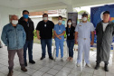 A empresa Portos do Paraná retomou nesta quinta-feira (11) o Porto em Ação após o avanço da vacinação contra a Covid-19 no Estado. O evento aconteceu na cozinha comunitária da comunidade Piaçaguera e contemplou também os moradores da Ilha de Amparo, que participaram de um almoço de integração e tiveram acesso a vouchers de consulta, teste de glicemia, aferição de glicose, além de corte de cabelo, kits de jogos lúdicos, atividades físicas e orientações da Marinha do Brasil e da Unidade de Segurança Portuária