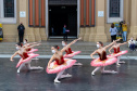 Escola de Dança Teatro Guaíra se apresenta no Parque São Lourenço no sábado
