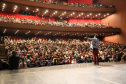 Evento no Teatro Guaíra celebra Dia da Família e novos programas para crianças e idosos