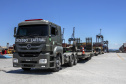 O Exército Brasileiro recebeu, na última terça-feira (30), seis novos caminhões da marca Tatra 8x8 com portadas IRB importados. Os veículos militares foram desembarcados na TCP - Terminal de Contêineres de Paranaguá, no Porto de Paranaguá. Fabricadas na República Tcheca, as viaturas foram embarcadas em porto alemão. Chegaram em Paranaguá em contêineres Flat Rack no navio Cap San Lorenzo.