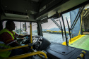 Em grande operação, Porto de Paranaguá embarca 154 ônibus para a Costa do Marfim