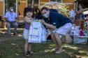 Em ação solidária de Natal, Portos do Paraná doa presentes e cestas básicas