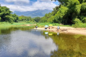 Sanepar retira cerca de 500 quilos de resíduos das margens do Rio Nhundiaquara em Morretes 