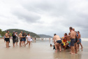 21ª edição da Travessia dos Veteranos do Corpo de Bombeiros celebra tradição em Guaratuba